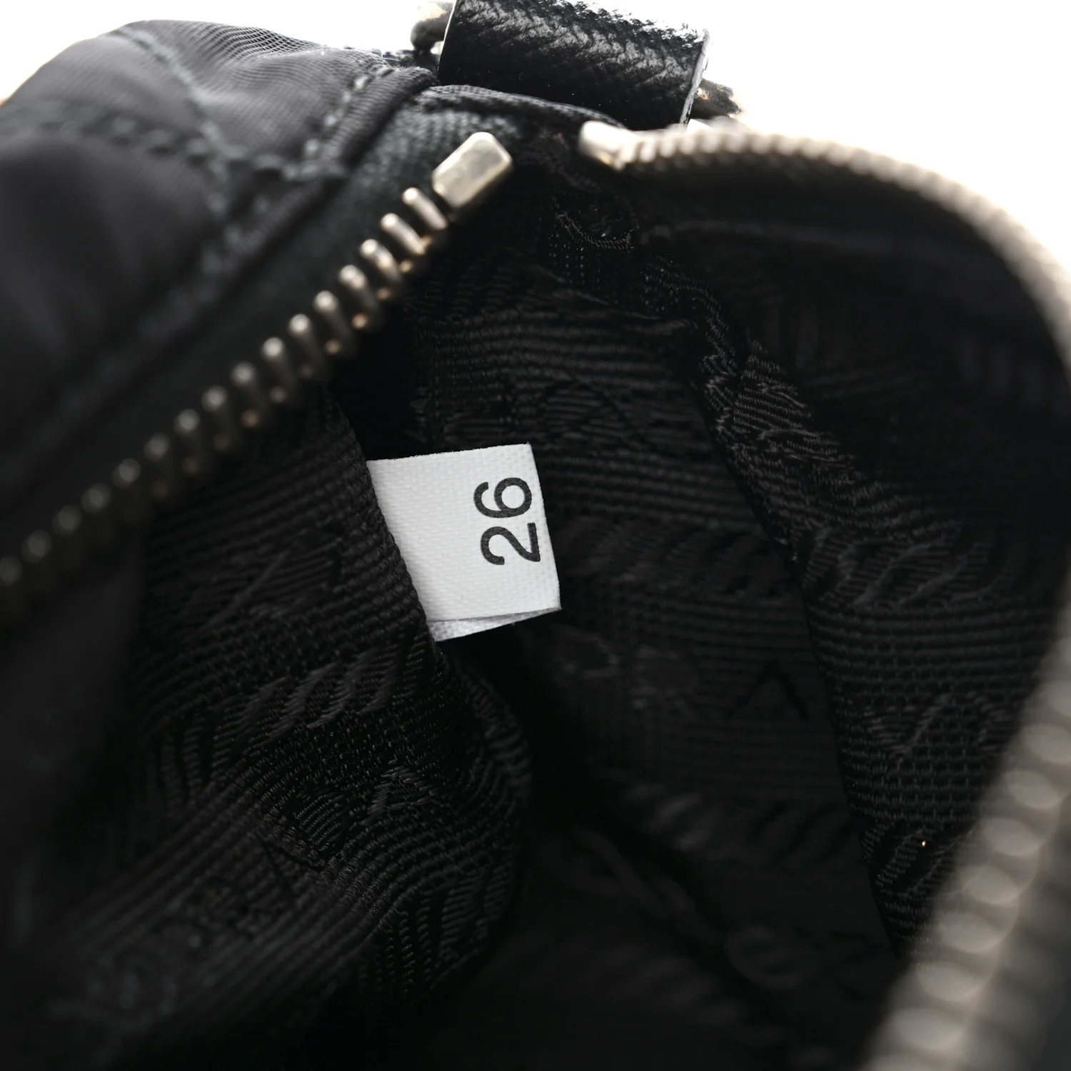 Tessuto Nylon Saffiano Impunturato Quilted Barrel Pochette Black - Image 6