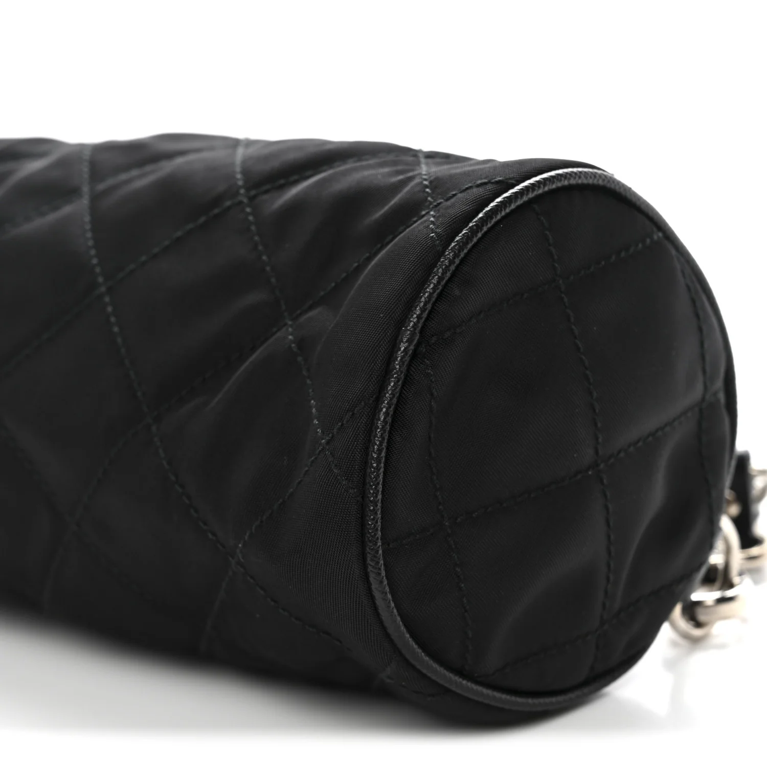 Tessuto Nylon Saffiano Impunturato Quilted Barrel Pochette Black - Image 9