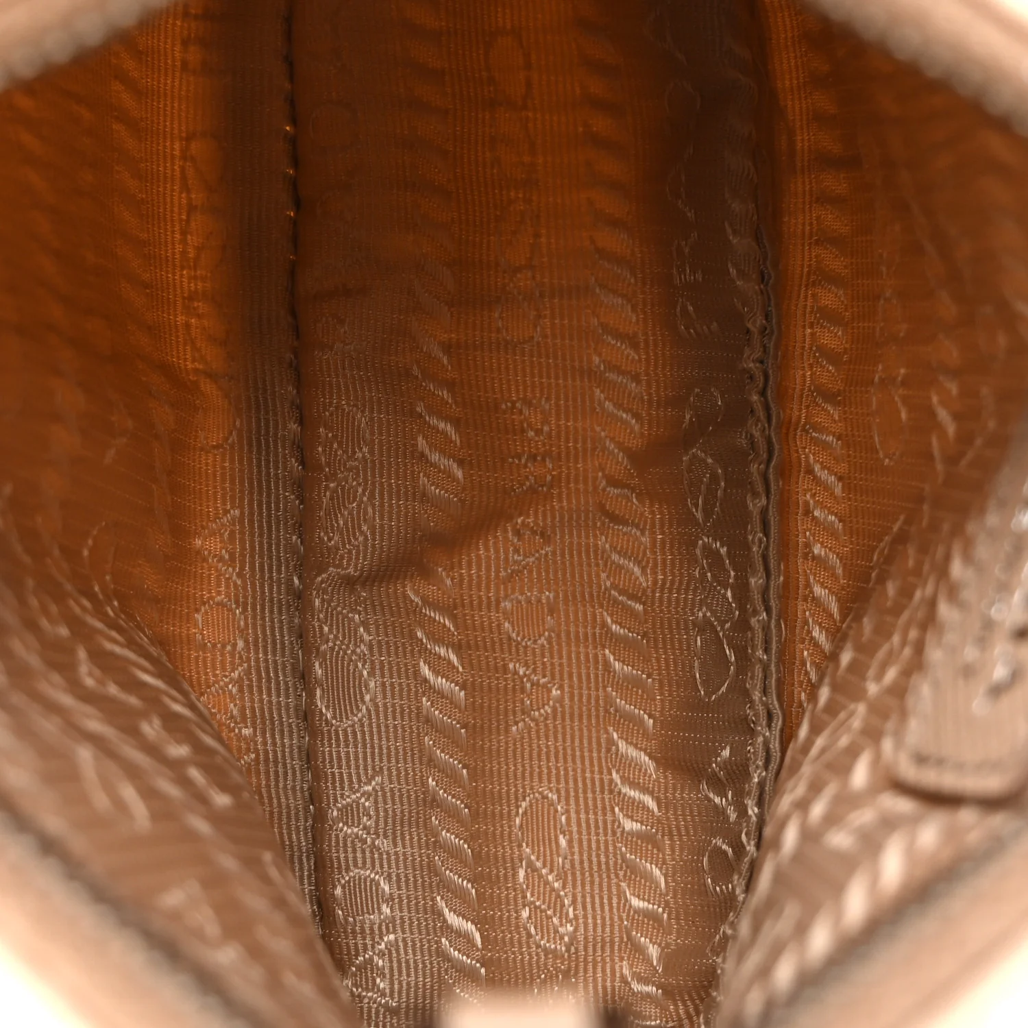 Tessuto Nylon Saffiano Mini Re-Edition 2000 Shoulder Bag Cammeo - Image 5