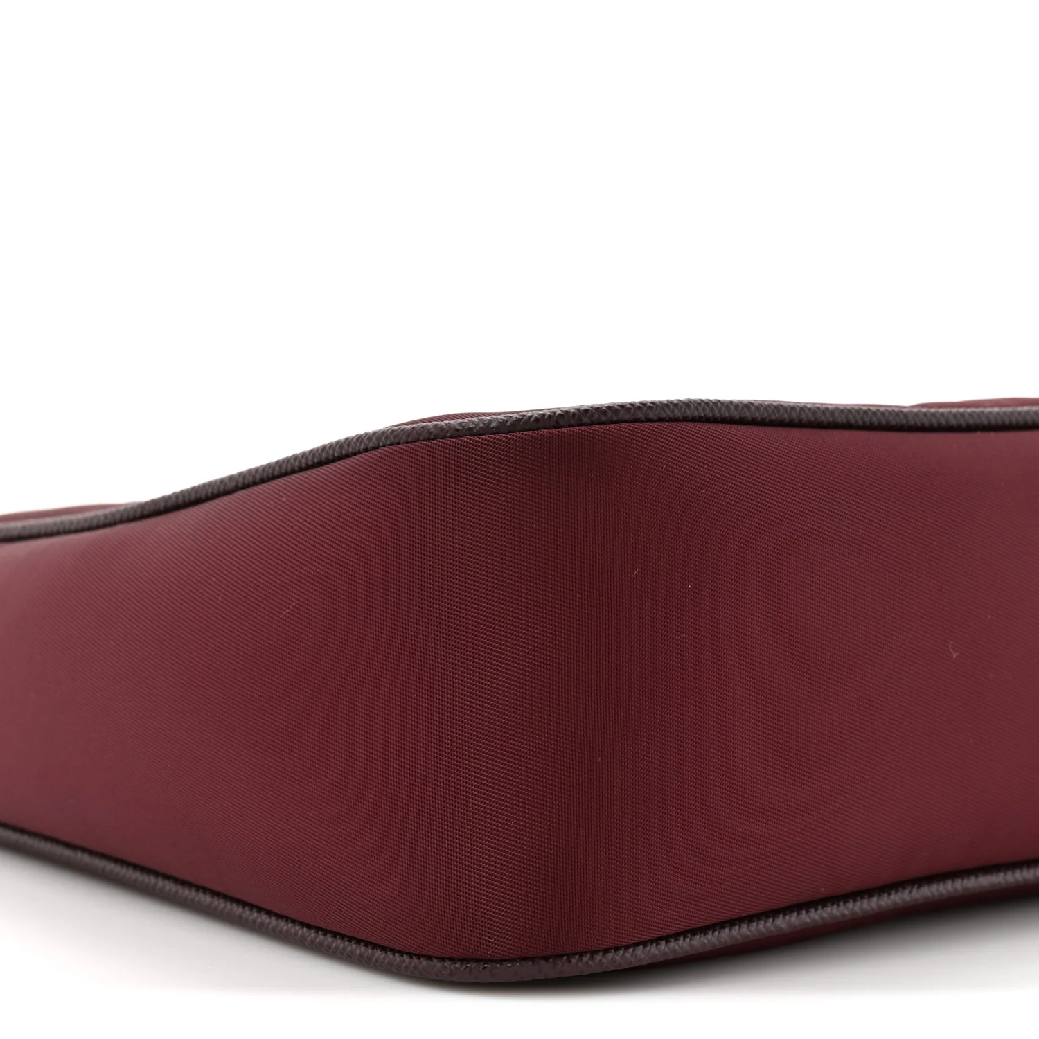 Tessuto Nylon Saffiano Mini Re-Edition 2005 Bag Bordeaux - Image 9