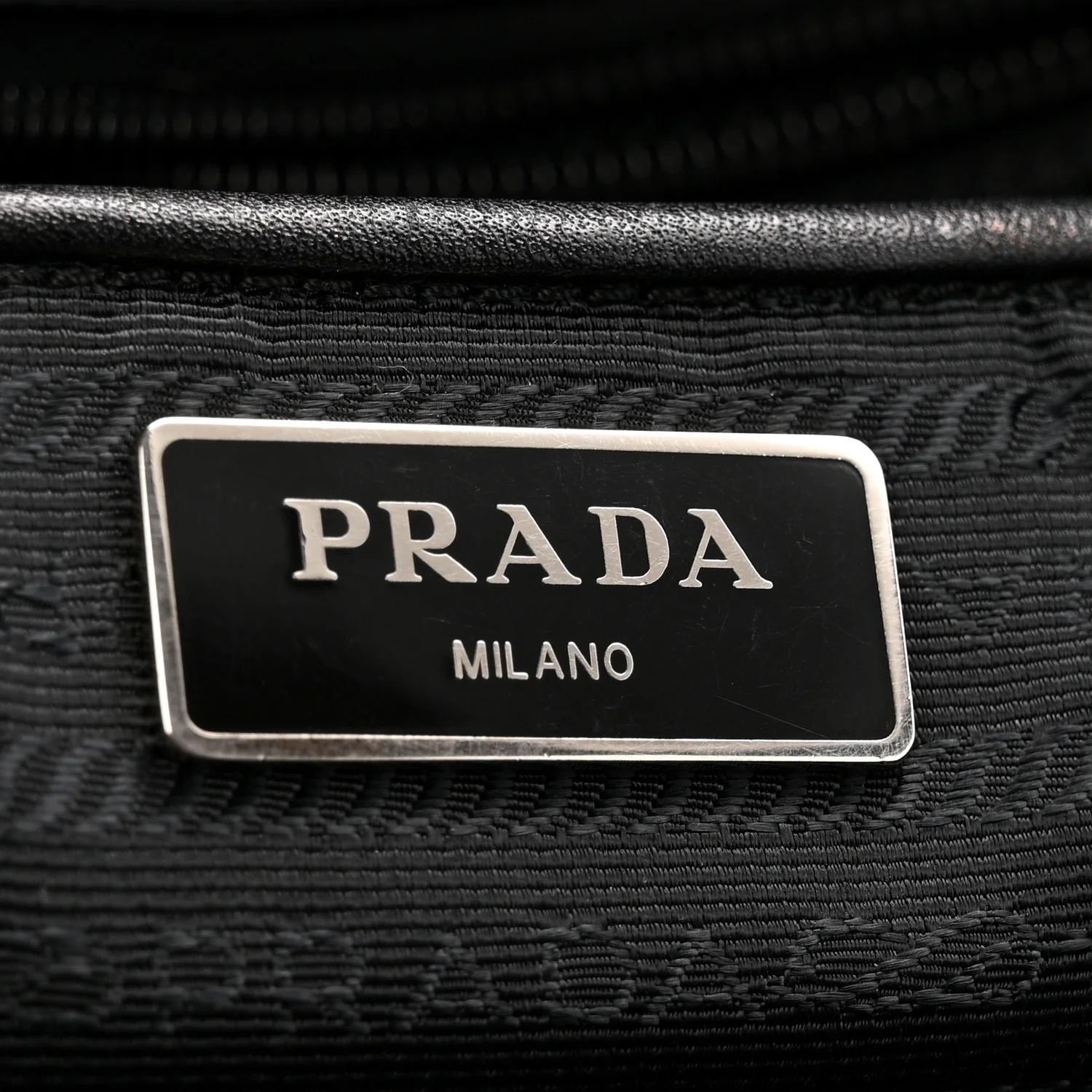 Tessuto Nylon Vela Saffiano Tote Black - Image 6