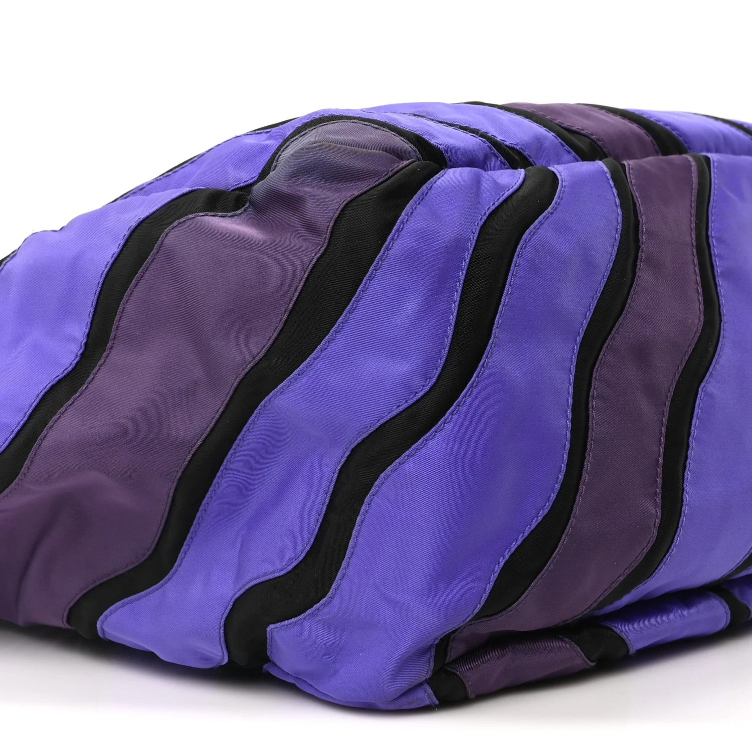 Tessuto Nylon Waves Chain Tote Multicolor - Image 9