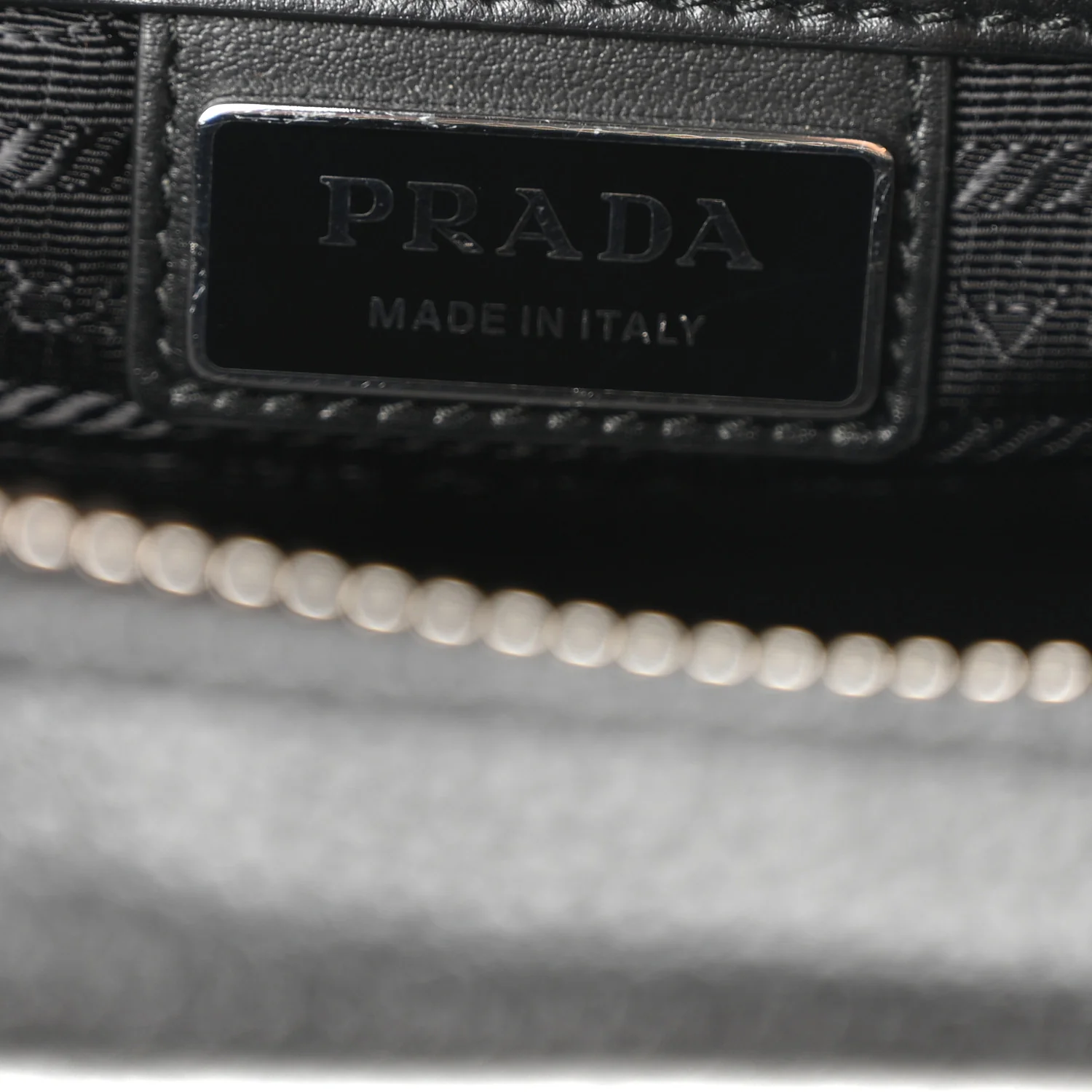 Vitello Daino Charm Shoulder Bag Black - Image 6