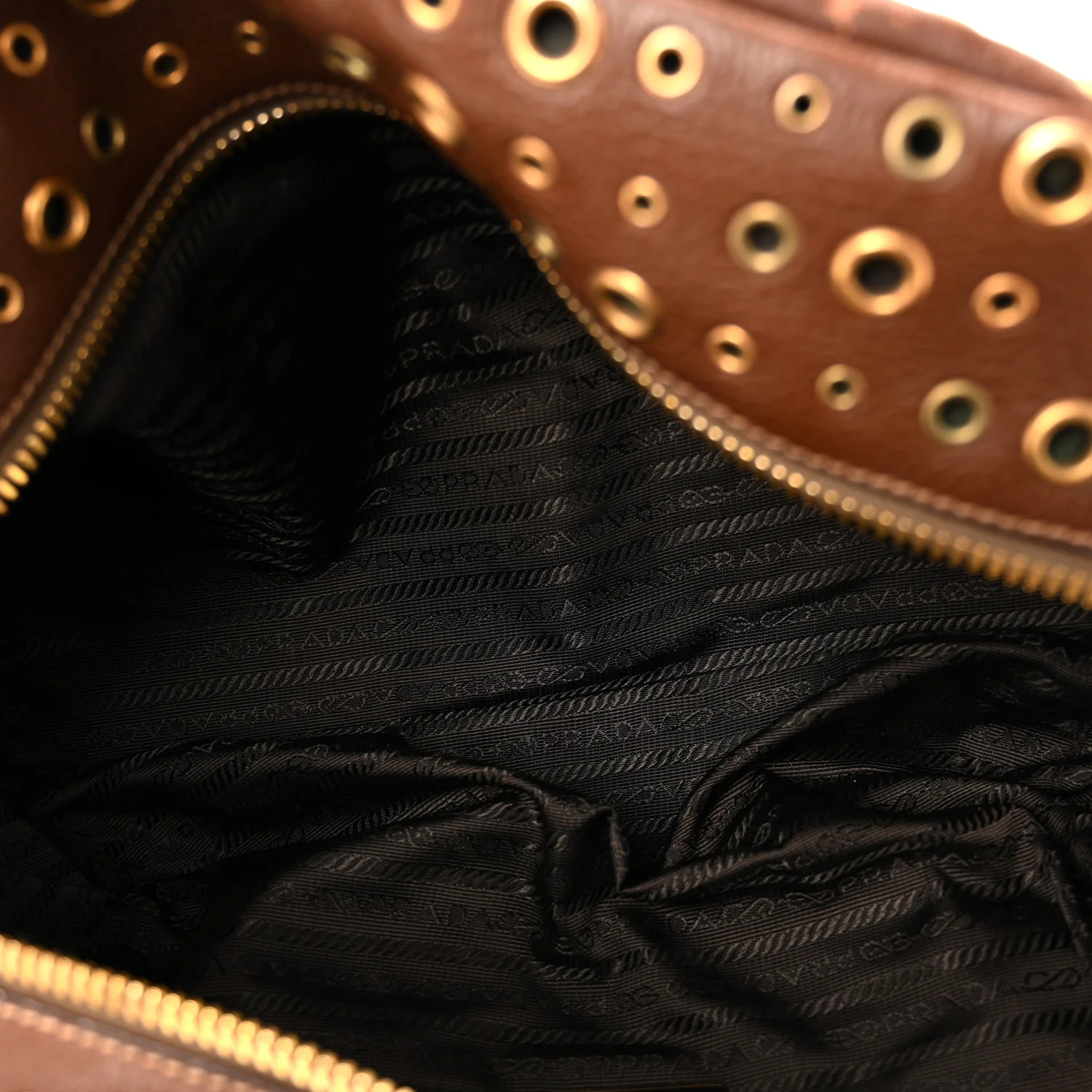 Vitello Daino Grommet Satchel Bruciato - Image 5
