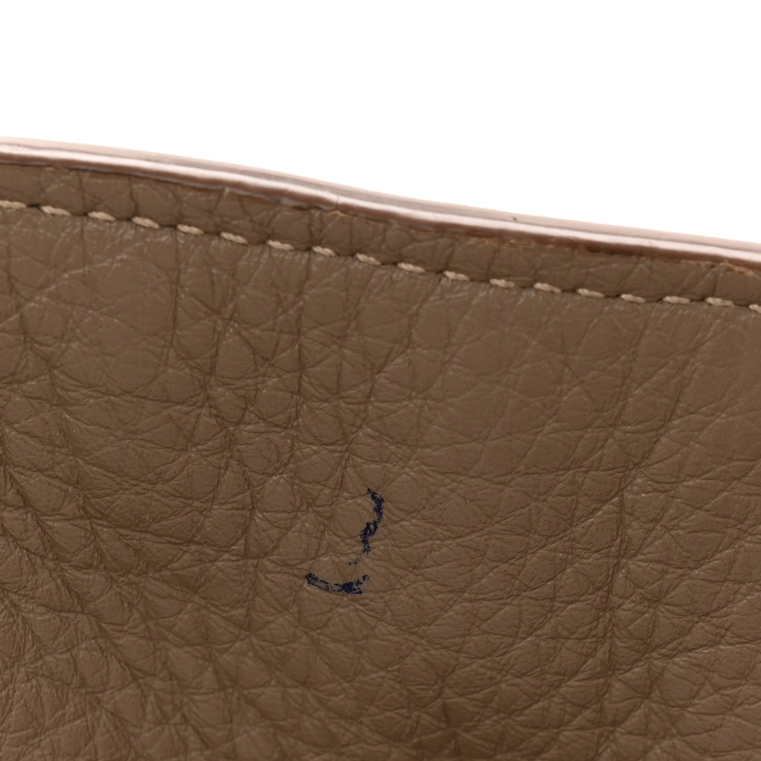 Vitello Daino Pocket Shopping Tote Cammeo - Image 16