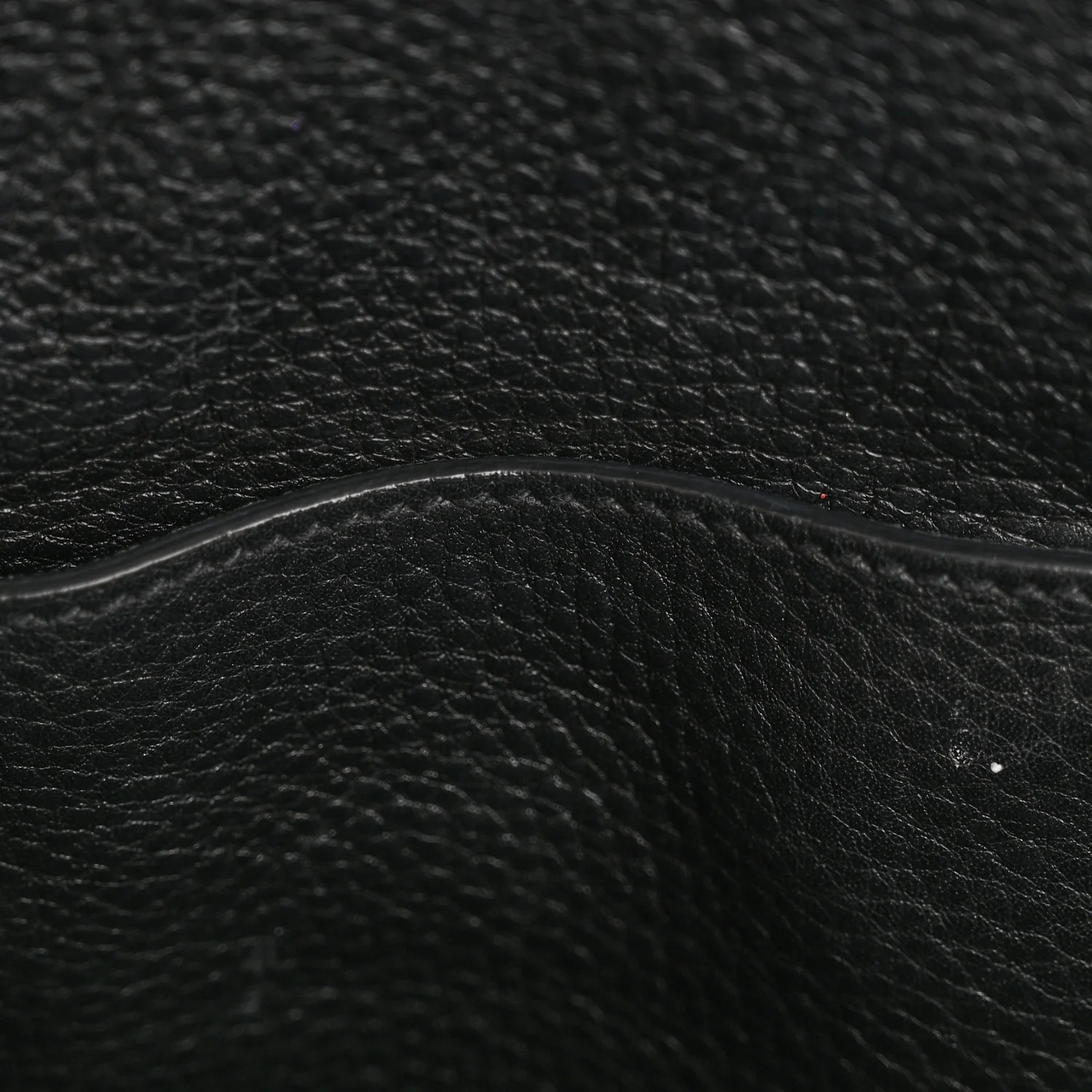 Vitello Daino Pocket Small Tote Black - Image 13