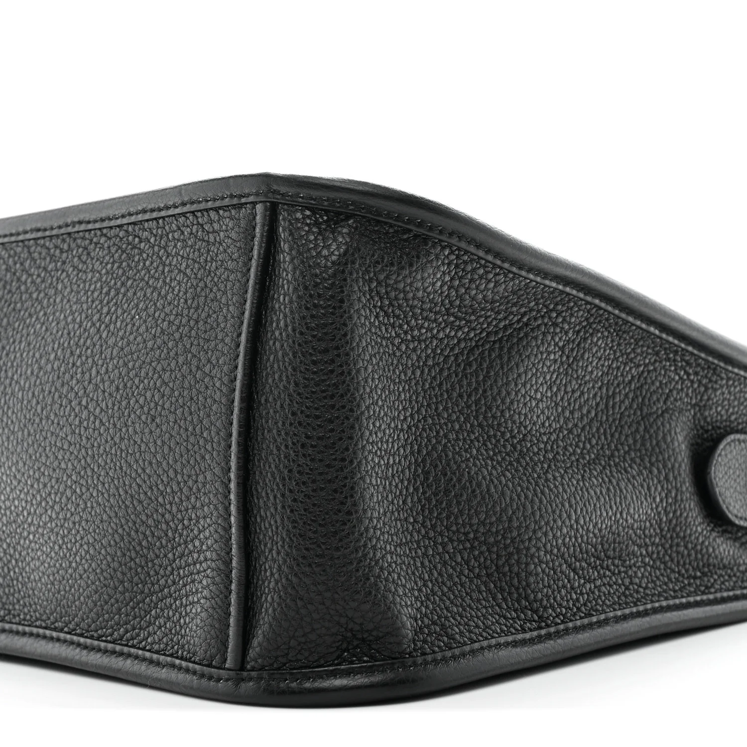 Vitello Daino Soft Hobo Messenger Bag Black - Image 10