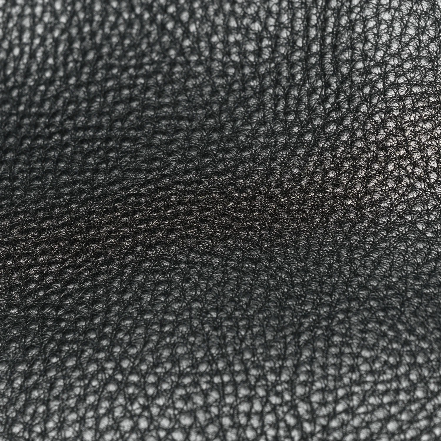 Vitello Daino Tote Black - Image 7