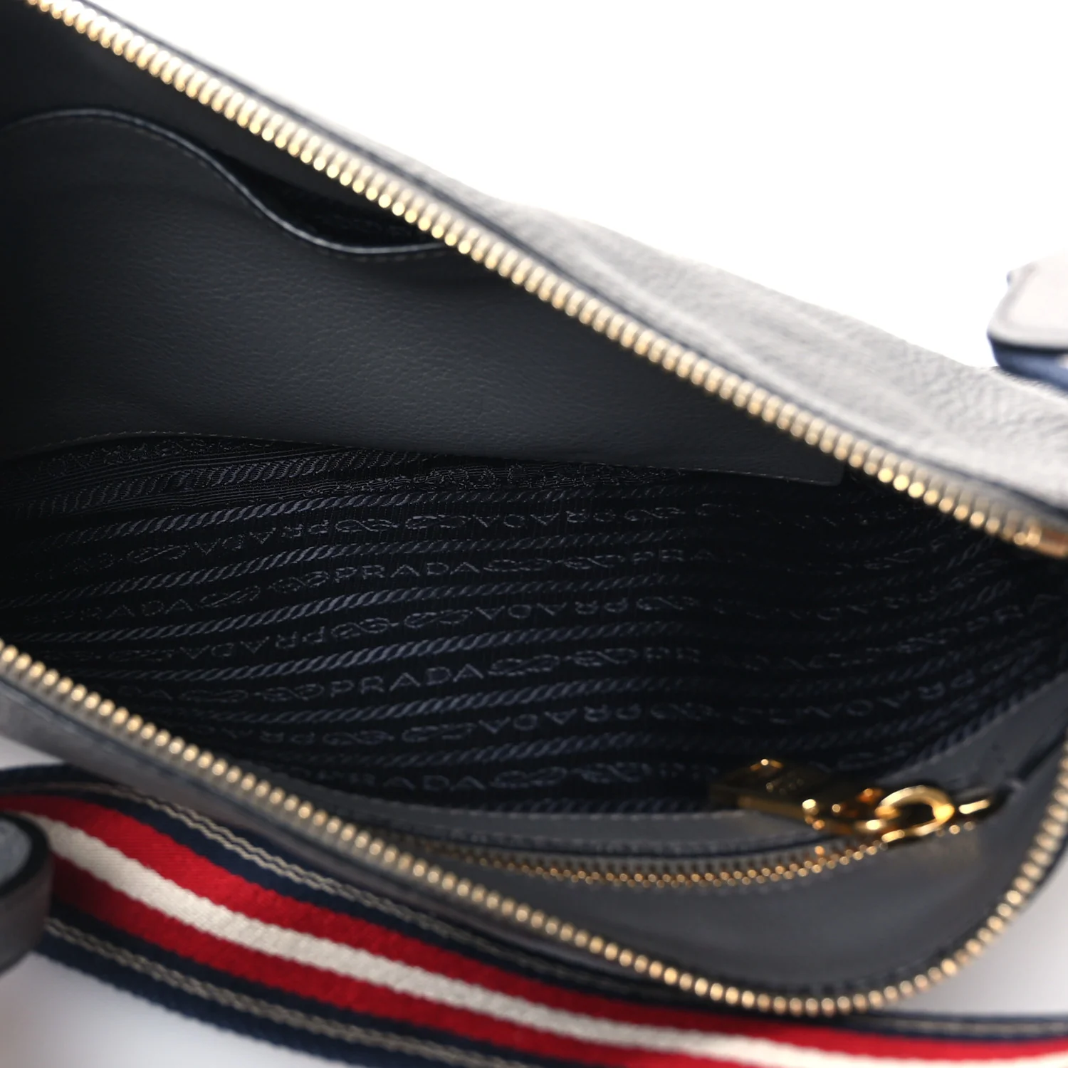 Vitello Daino Zippered Shoulder Bag Marmo - Image 5