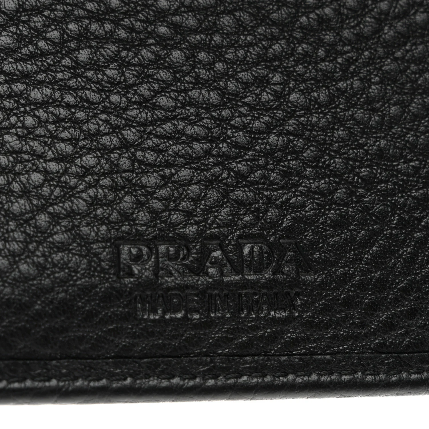 Vitello Grain Bi-Fold Wallet Black - Image 6
