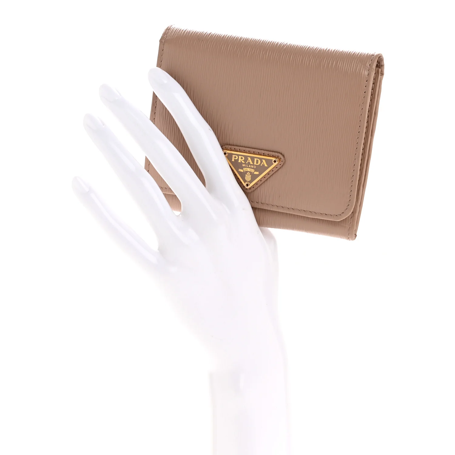 Vitello Move Tri-Fold Compact Wallet Cammeo - Image 2