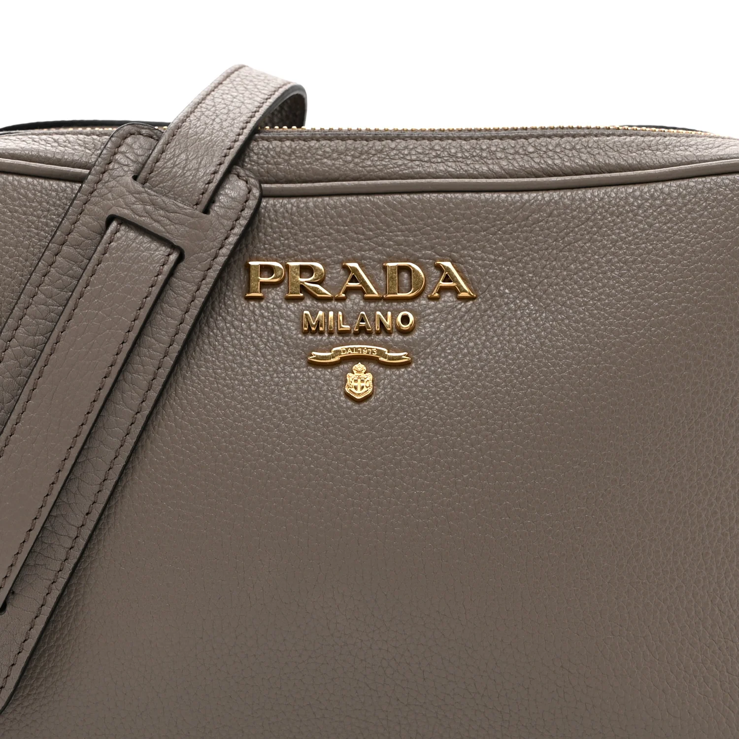 Vitello Phenix Camera Bag Argilla - Image 8