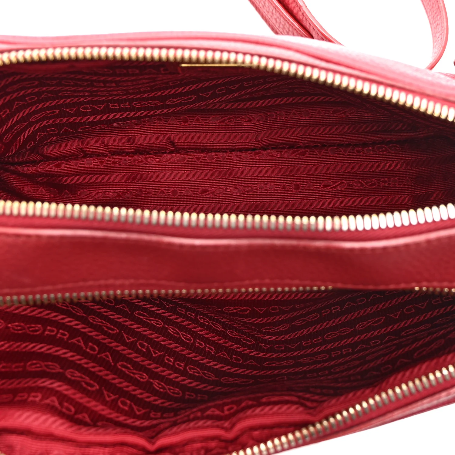Vitello Phenix Camera Bag Rosso - Image 5
