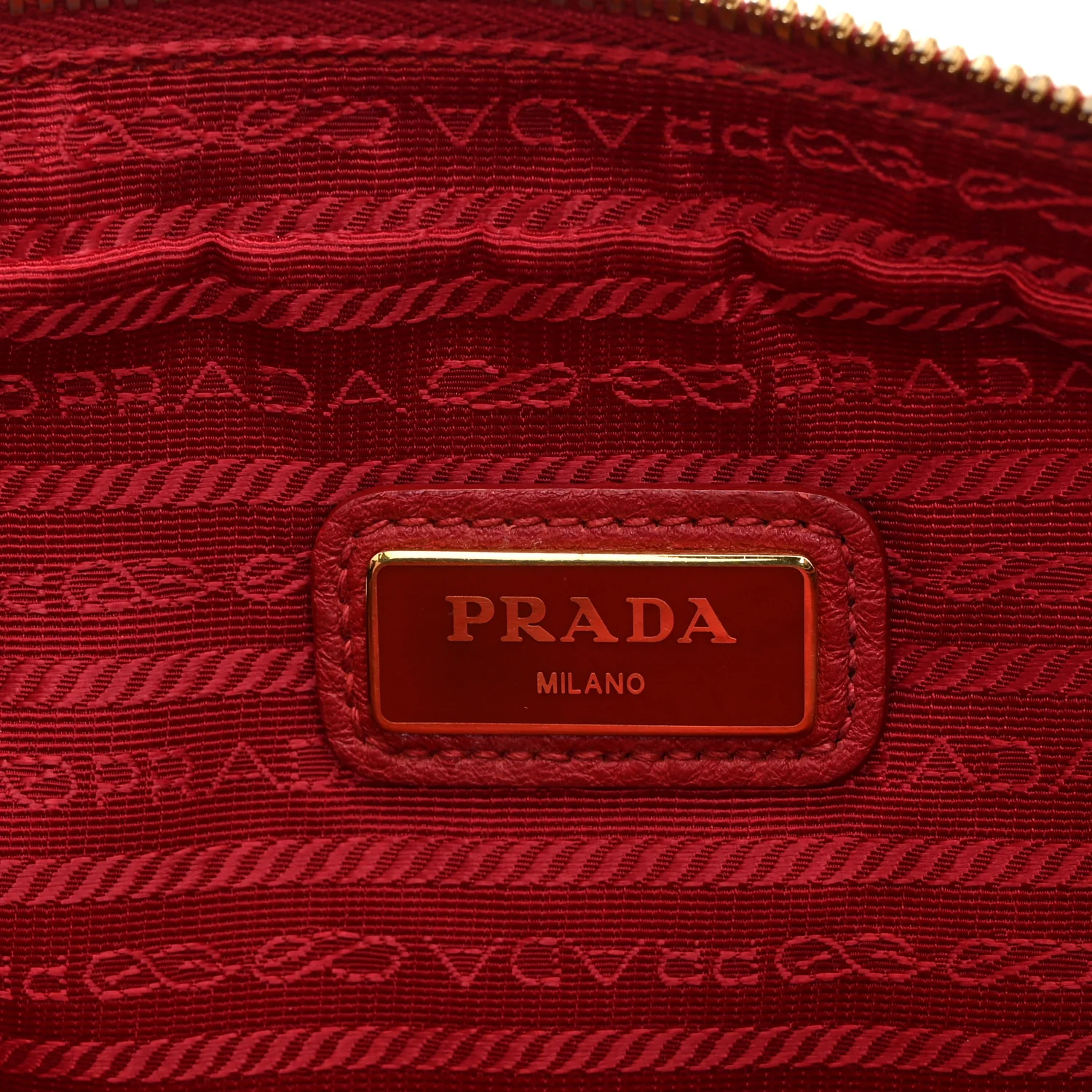 Vitello Phenix Camera Bag Rosso - Image 6