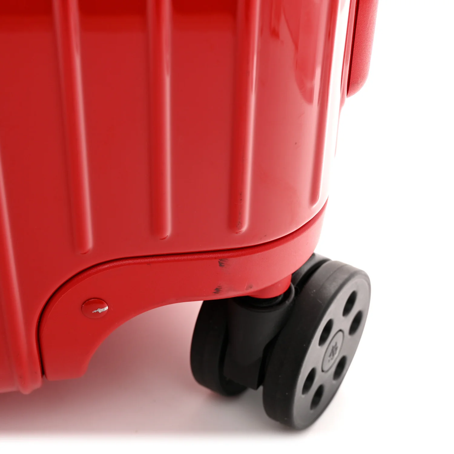 Gloss Polycarbonate Essential Cabin Plus Gloss Red - Image 10