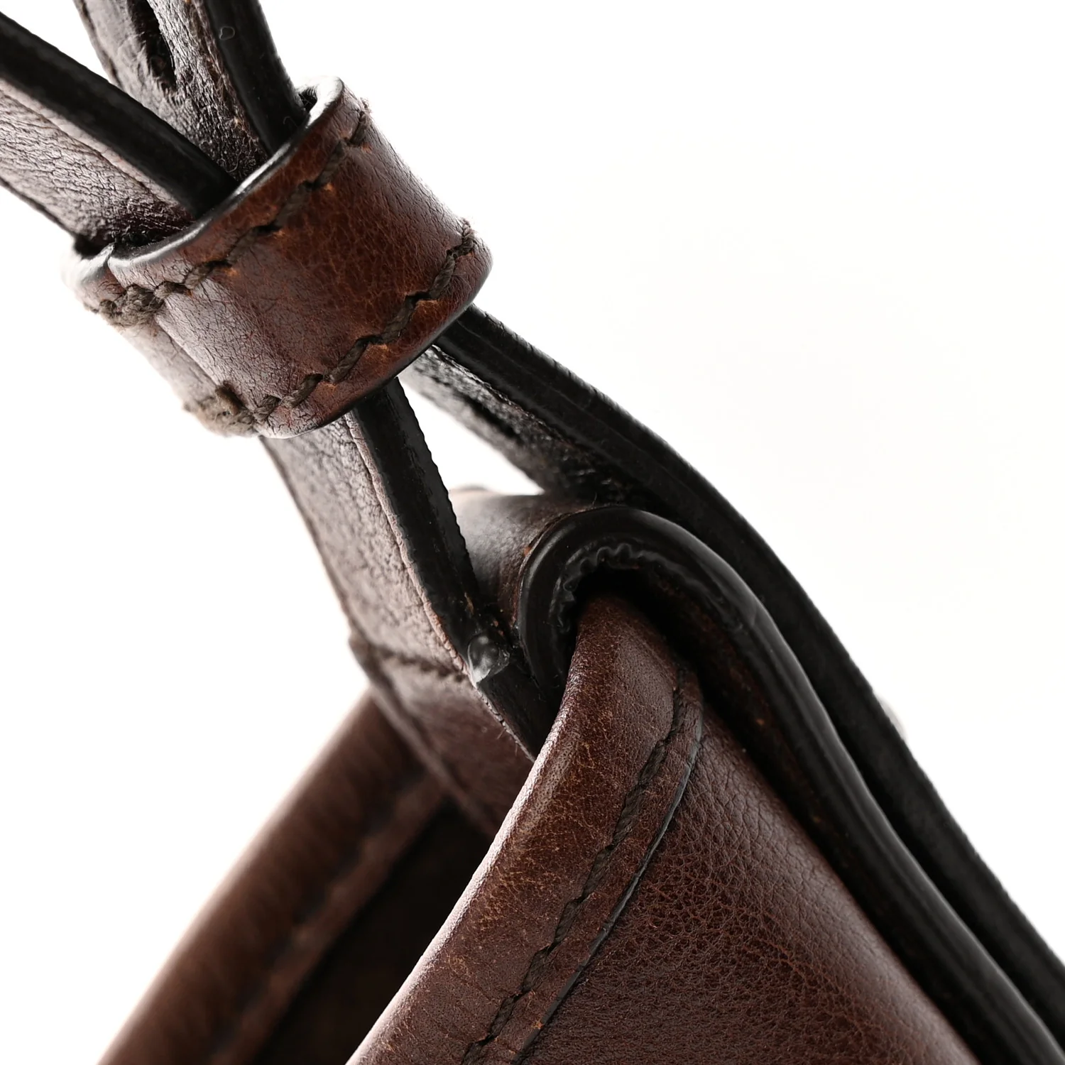 Buffalo Leather Medium Mombasa Horn Bag Brown - Image 11