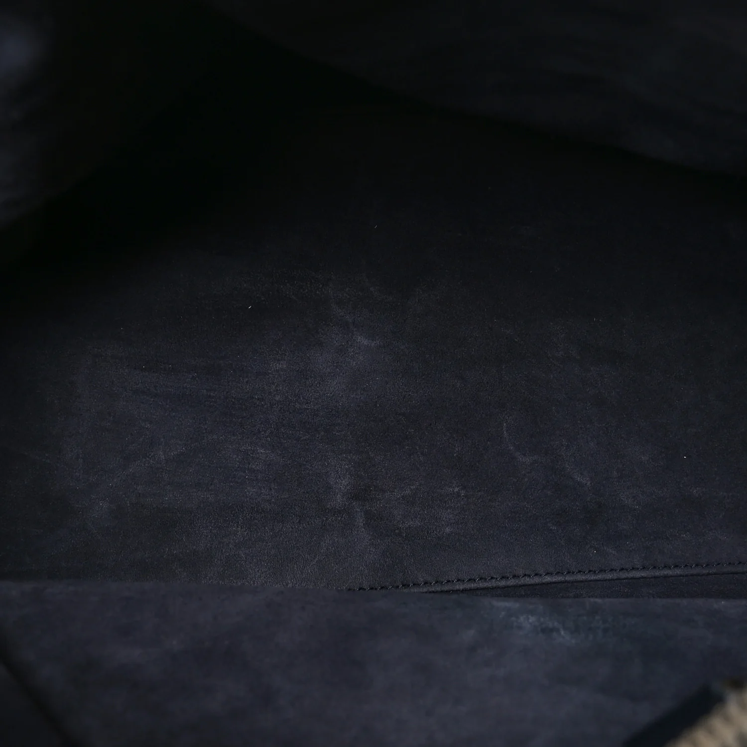 Calfskin Classic Duffle 6 Marine - Image 4