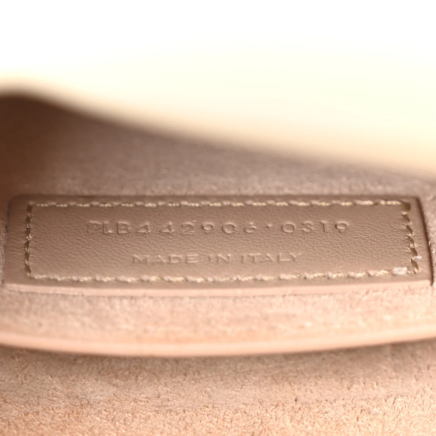 Calfskin Medium Monogram Sunset Crema Soft - Image 7