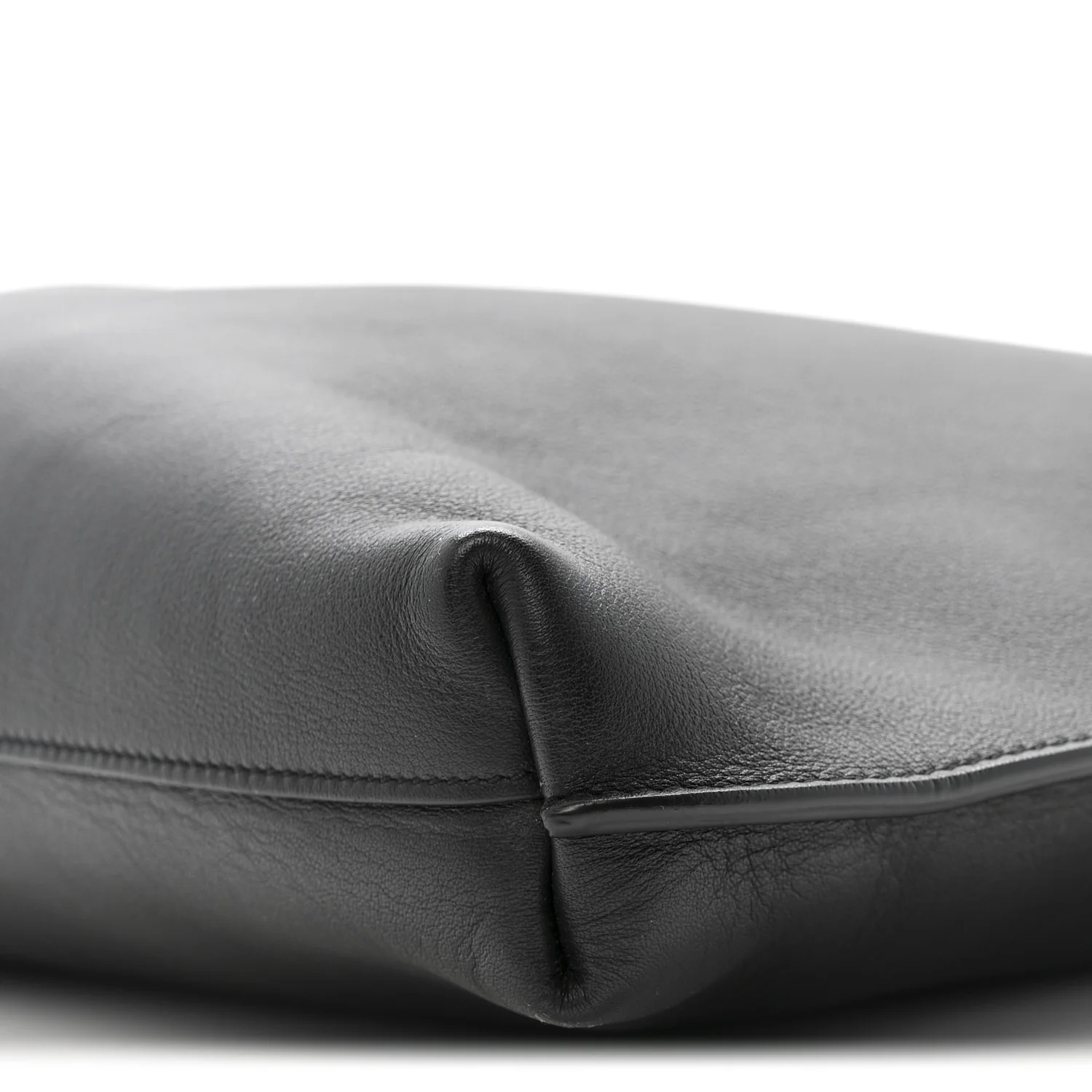 Calfskin Medium Suzanne Hobo Black - Image 11