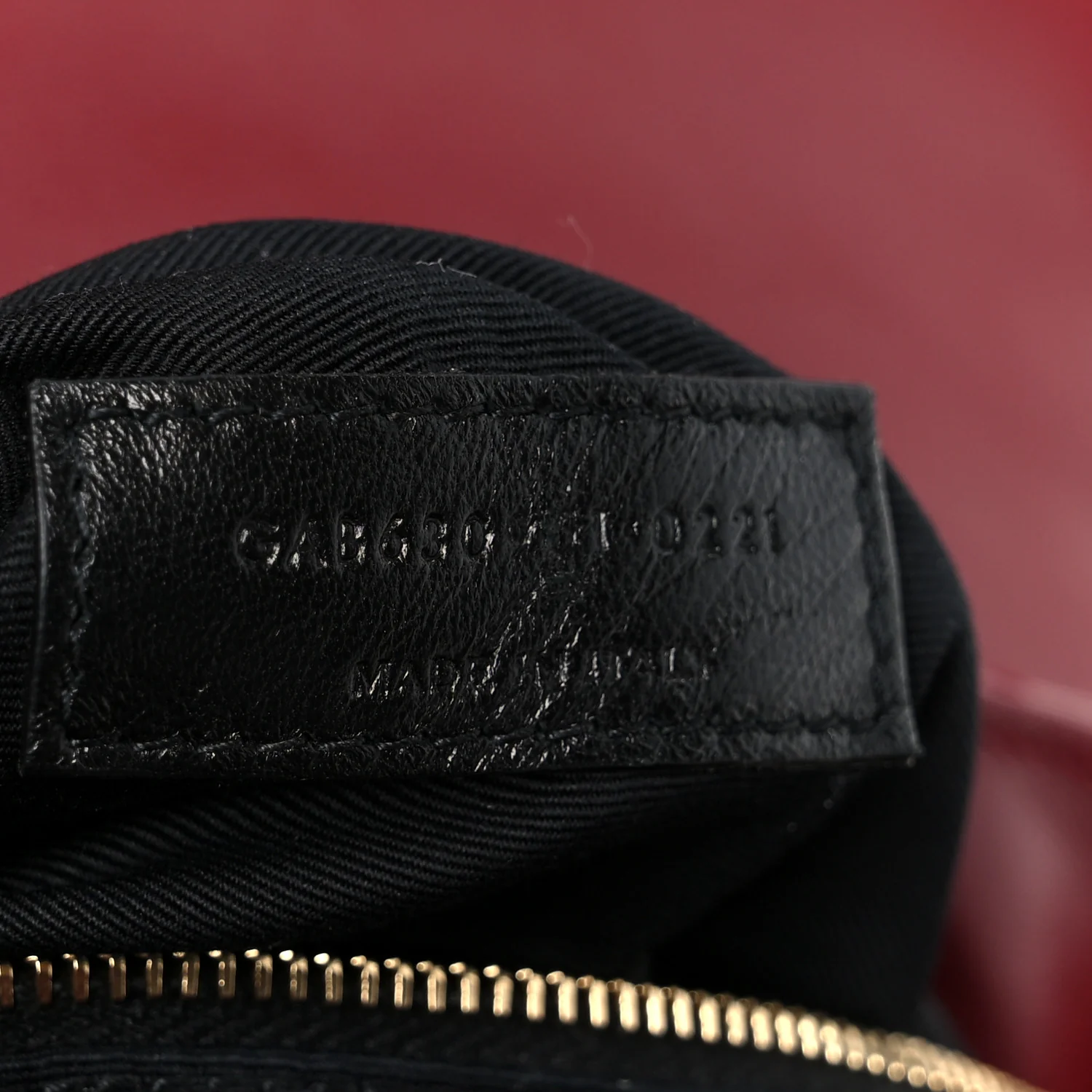 Calfskin Y Quilted Monogram Toy Loulou Monogram Crossbody Bag Rouge Legion - Image 8