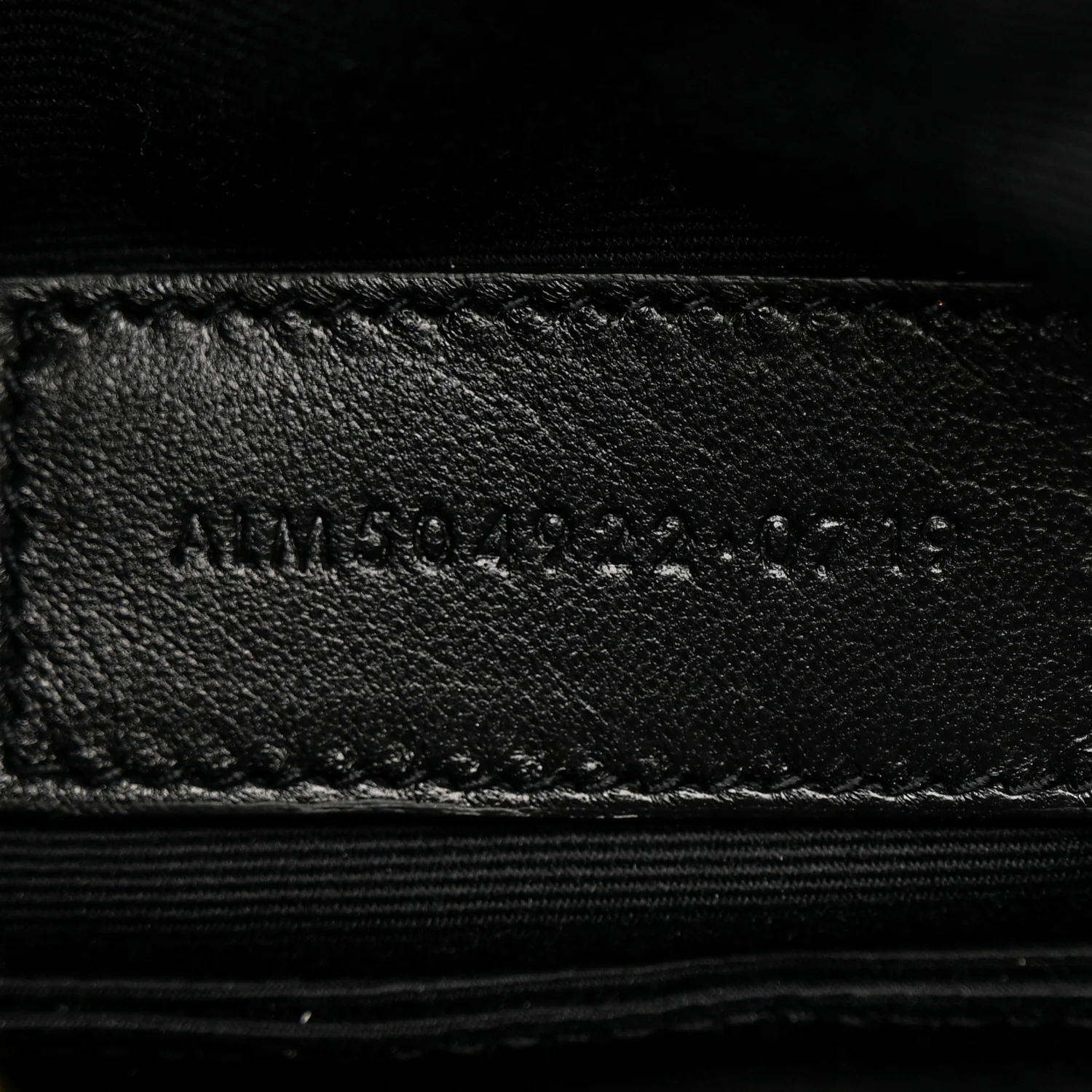 Grain De Poudre Chevron Monogram Bill Pouch Black - Image 7