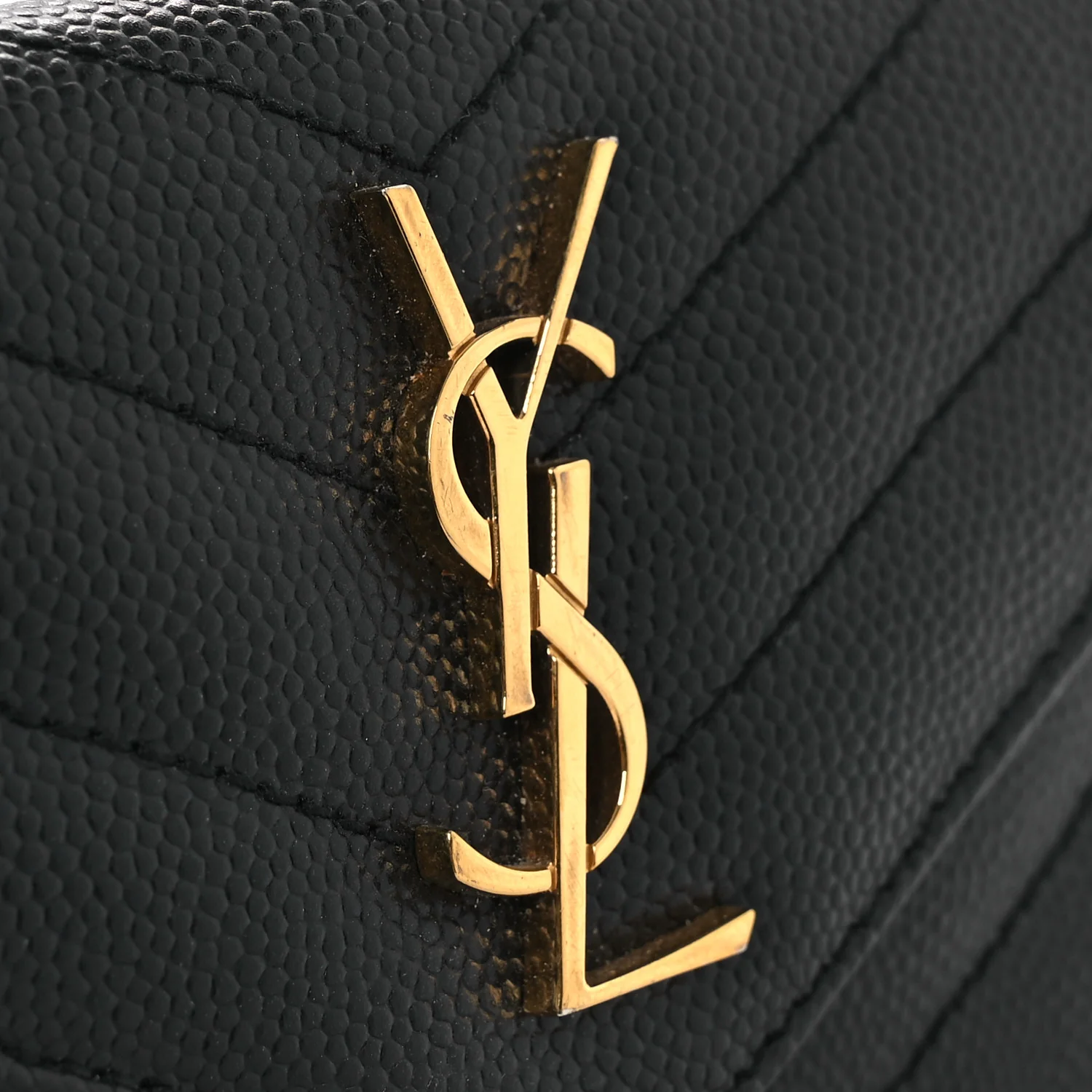 Grain De Poudre Matelasse Chevron Monogram Compact Wallet Black - Image 8