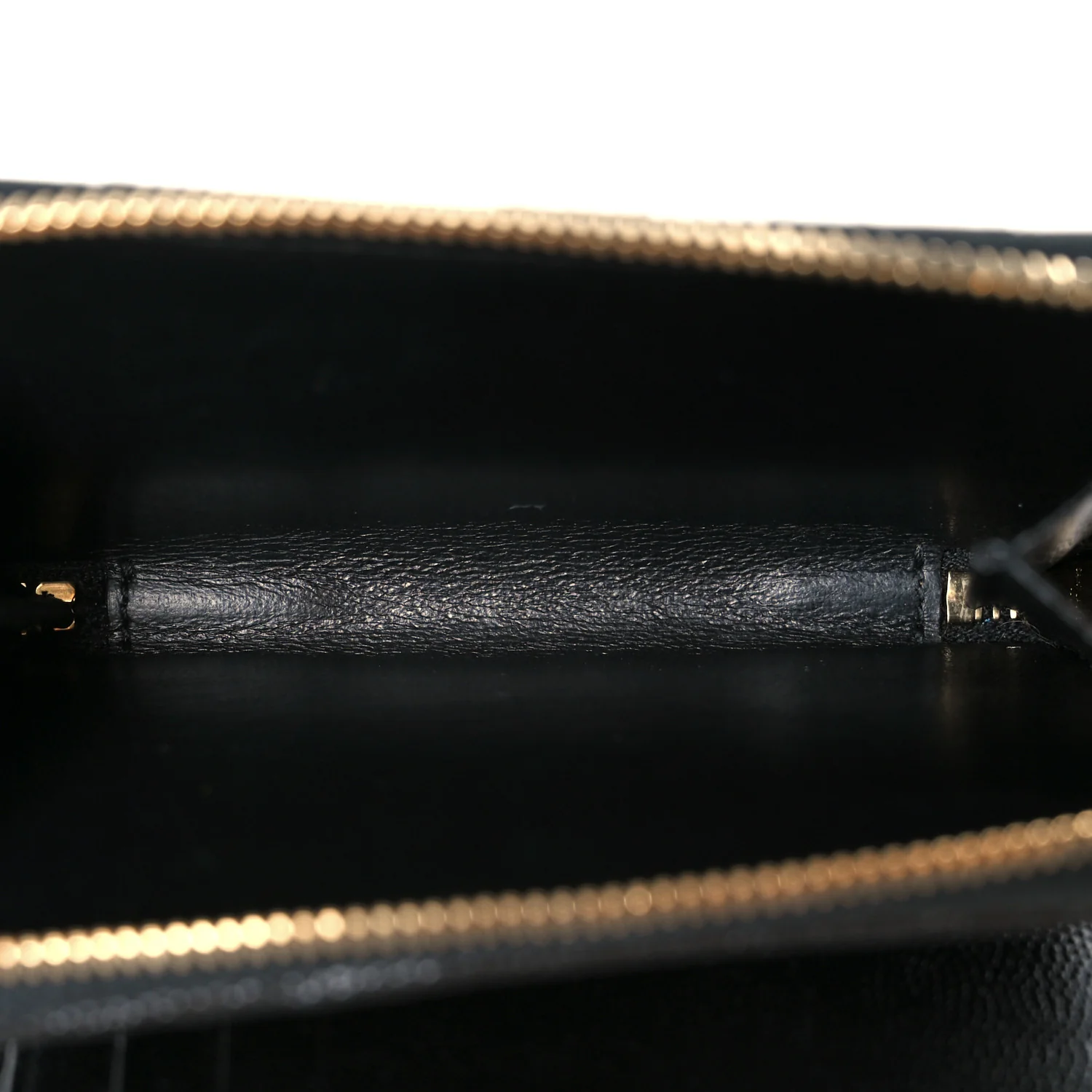 Grain De Poudre Matelasse Chevron Monogram Compact Zip Around Wallet Black - Image 7