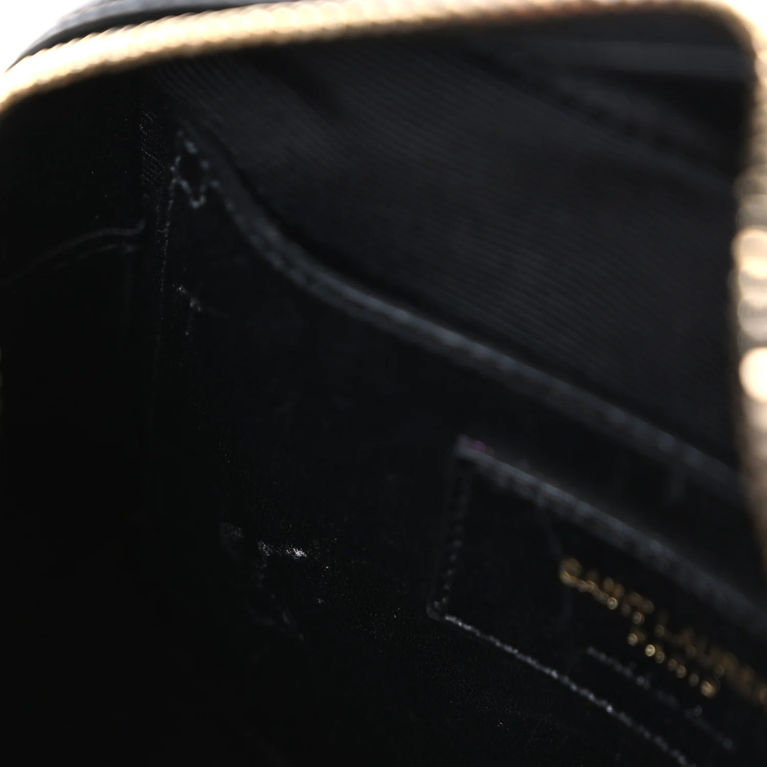 Grain De Poudre Small Classic Monogram Camera Bag Black - Image 12