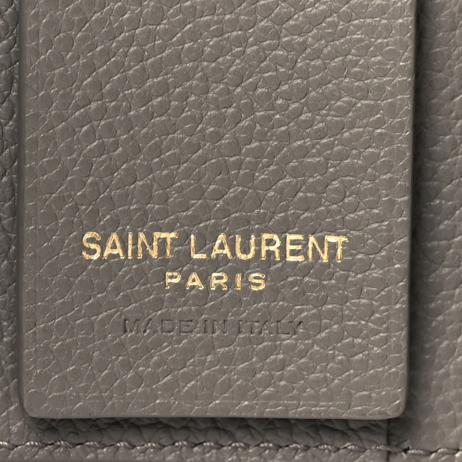 Grained Calfskin Monogram Key Case Grey - Image 6
