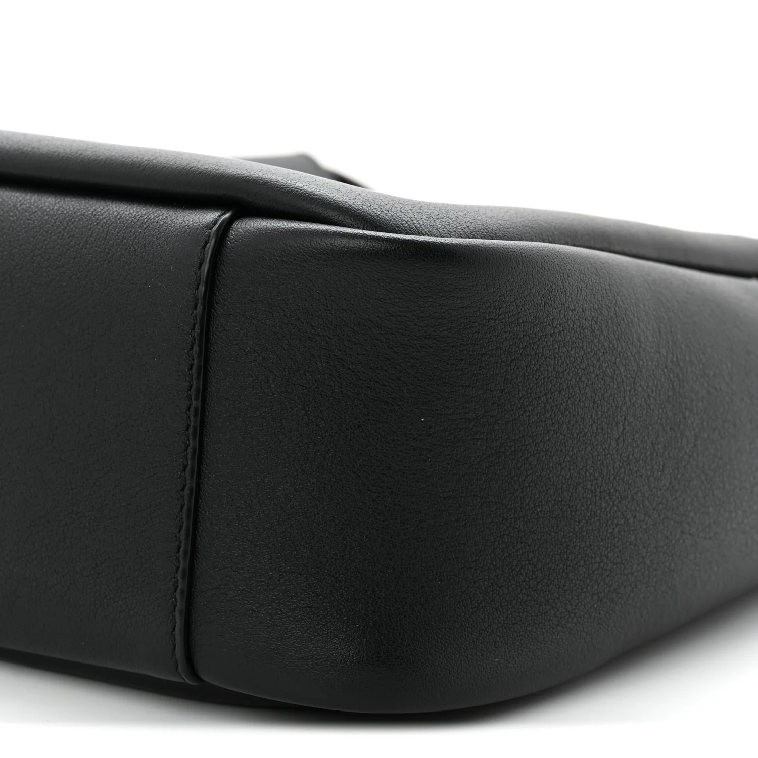 Grained Calfskin Small Le 5 A 7 Soft Hobo Black - Image 10
