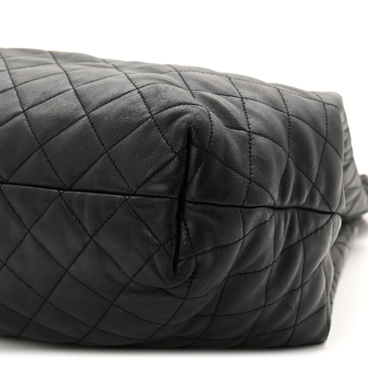 Lambskin Quilted Maxi Icare Shopping Tote Black - Image 10