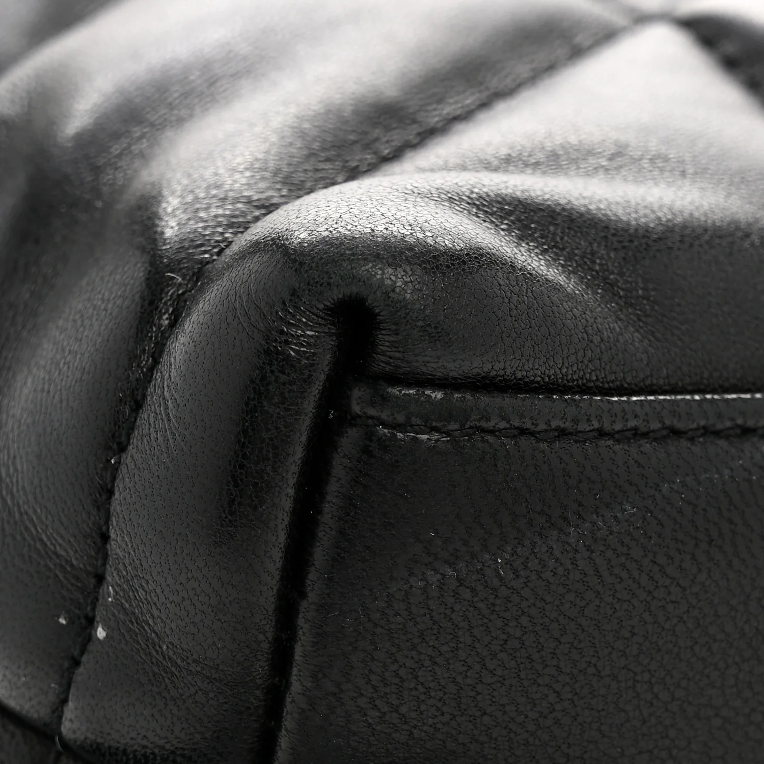 Lambskin Quilted Toy Loulou Puffer Monogram Monochrome Chain Satchel Black - Image 12