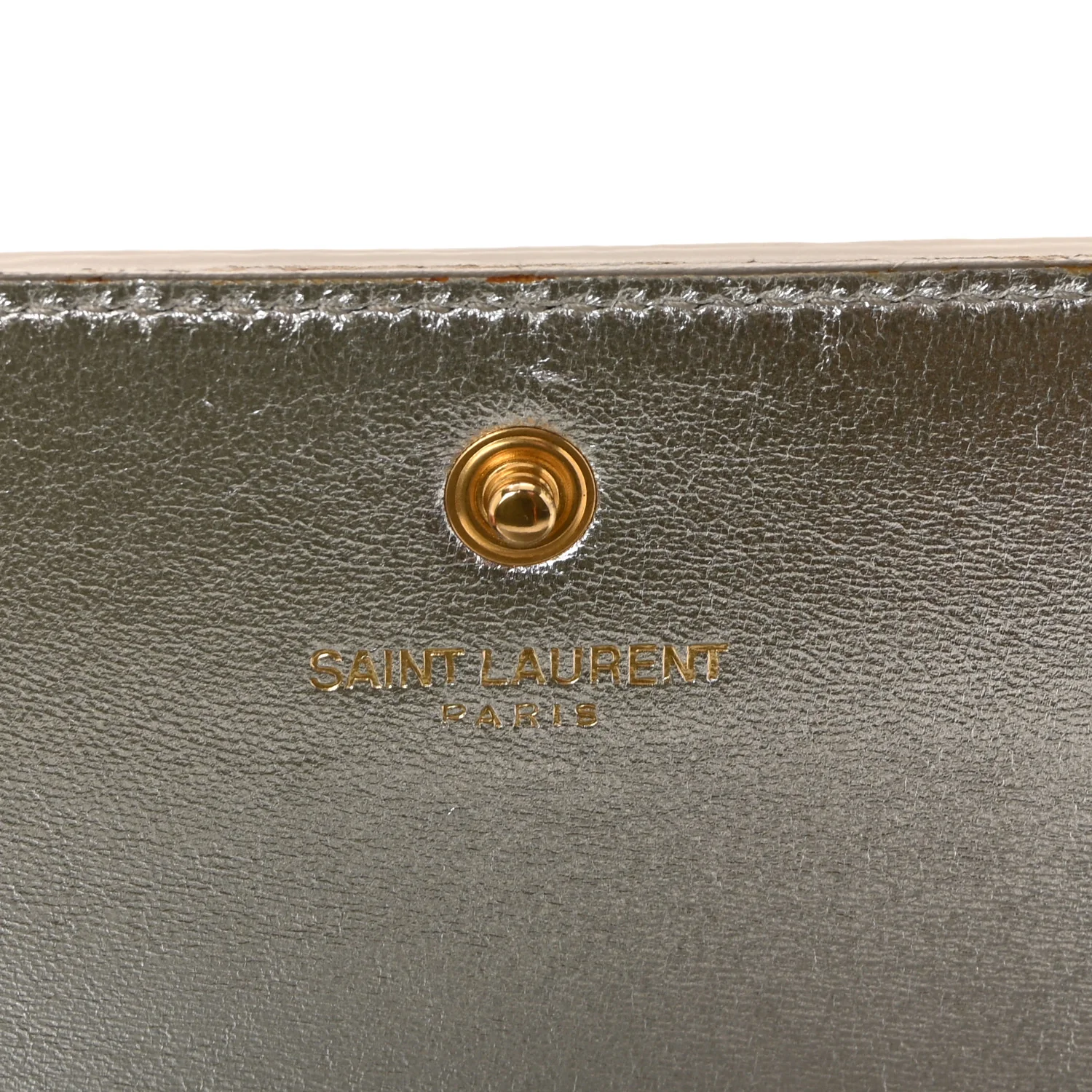 Metallic Grained Calfskin Classic Letters Chain Wallet Argento - Image 16