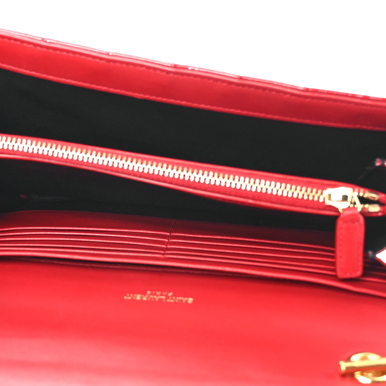 Patent Calfskin Matelasse Vicky Chain Wallet Rouge Eros - Image 5