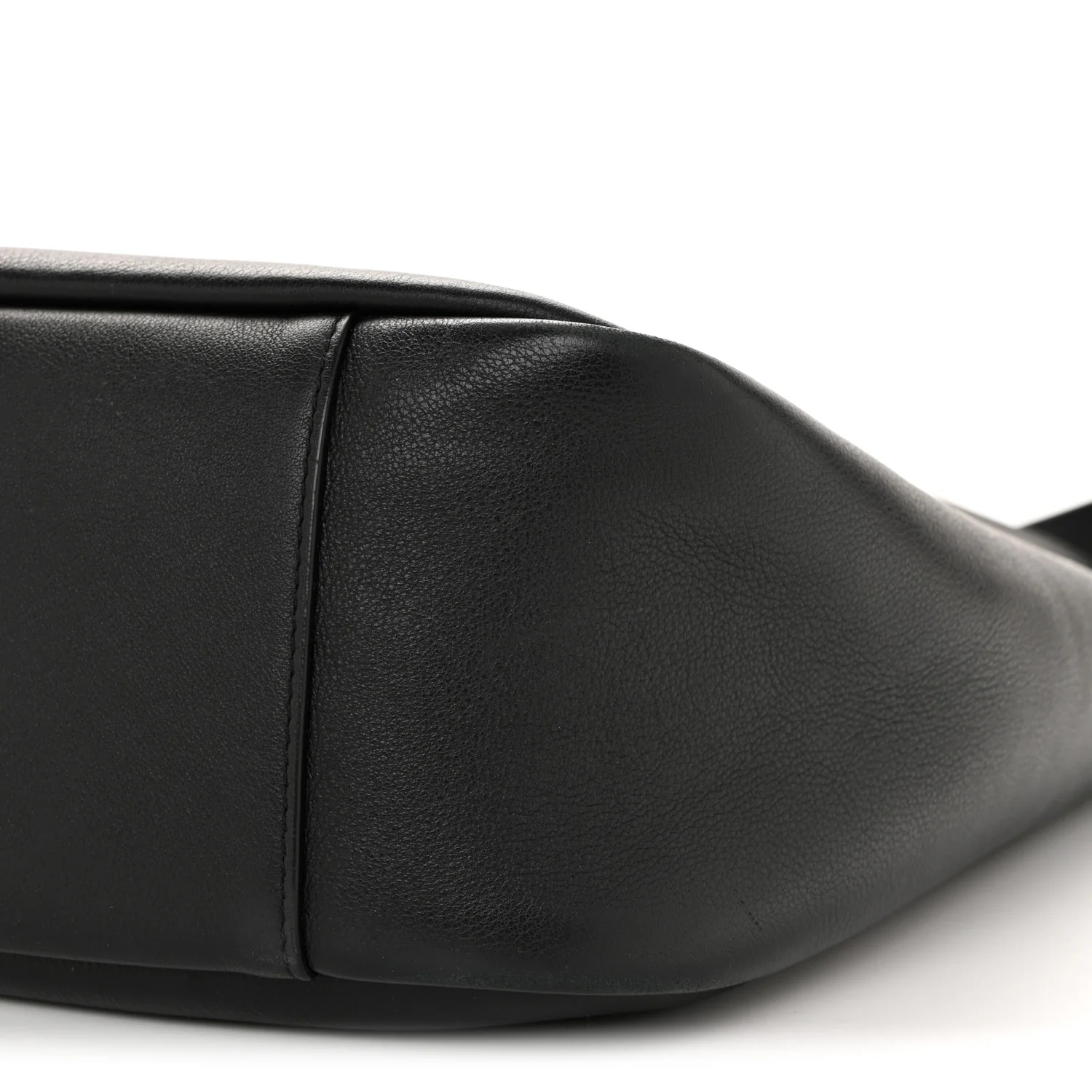 Smooth Calfskin Large Le 5 A 7 Soft Hobo Black - Image 10