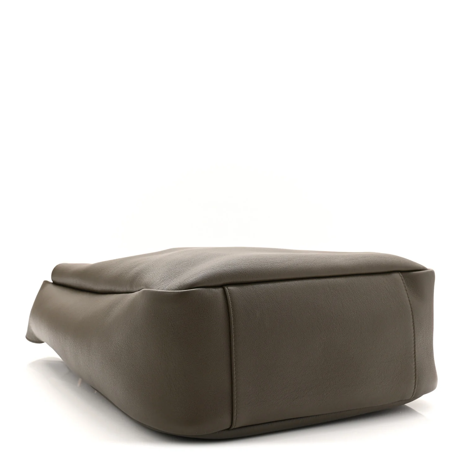Smooth Calfskin Large Le 5 A 7 Soft Hobo Light Musk - Image 4