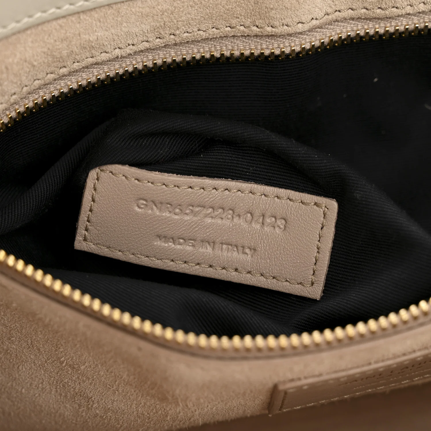 Smooth Calfskin Le 5 A 7 Hobo Crema Soft - Image 7