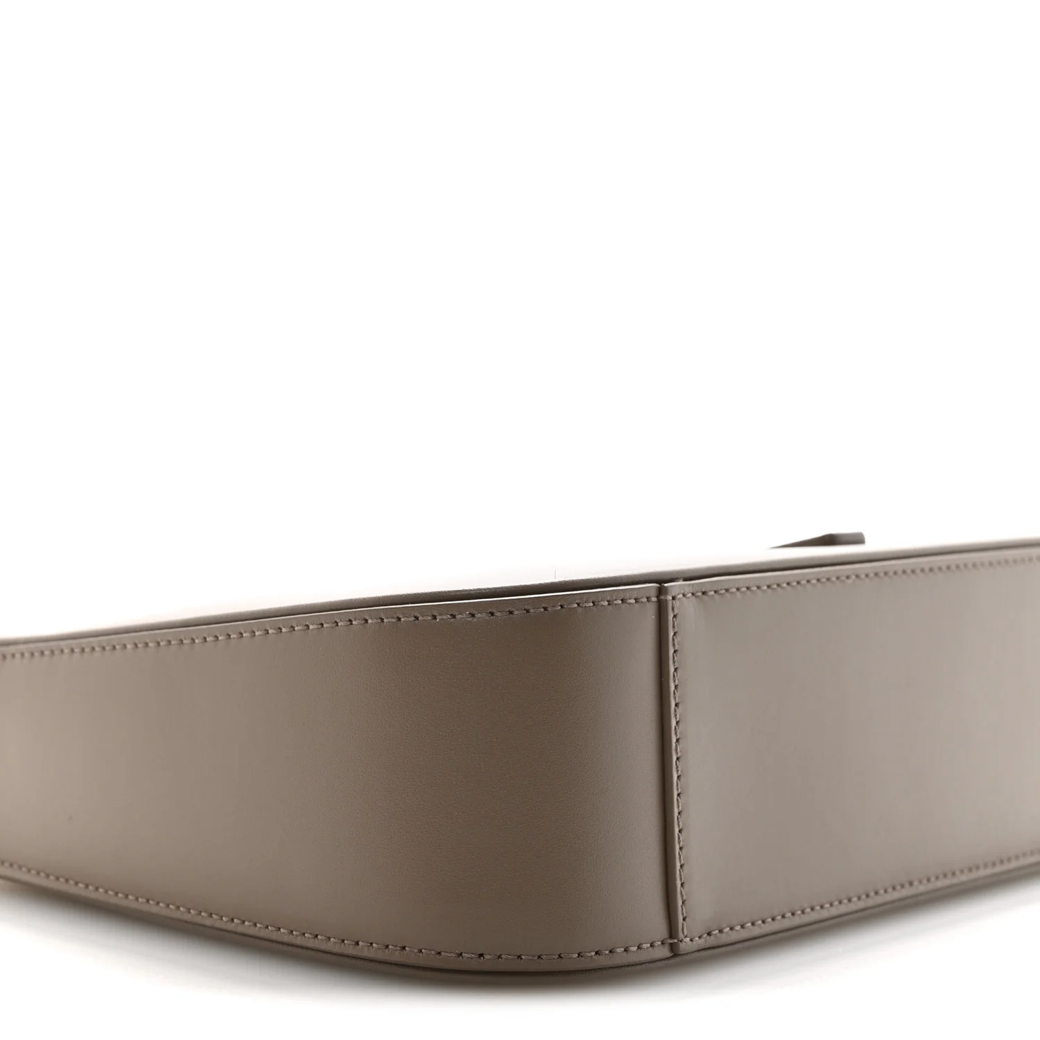 Smooth Calfskin Le 5 A 7 Hobo Taupe - Image 9