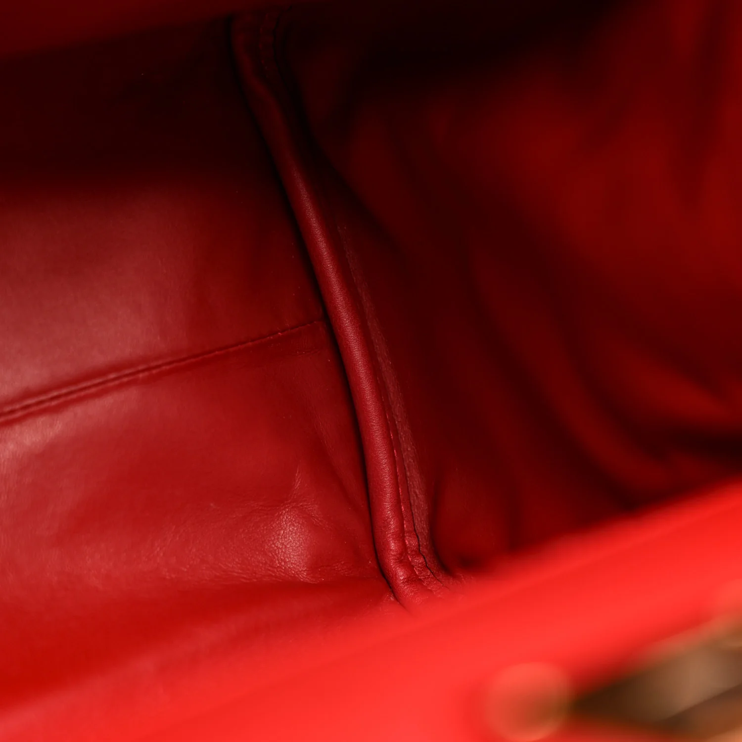 Calfskin Medium The Studio Bag Red - Image 14