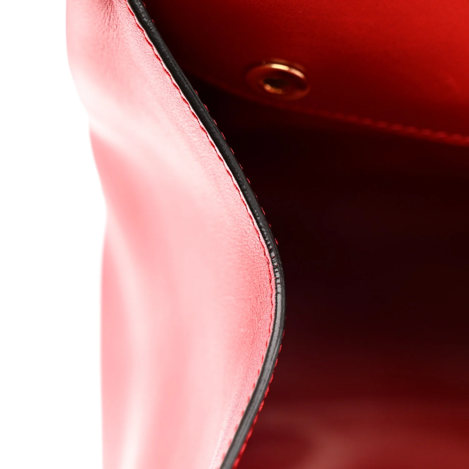 Calfskin Medium The Studio Bag Red - Image 17