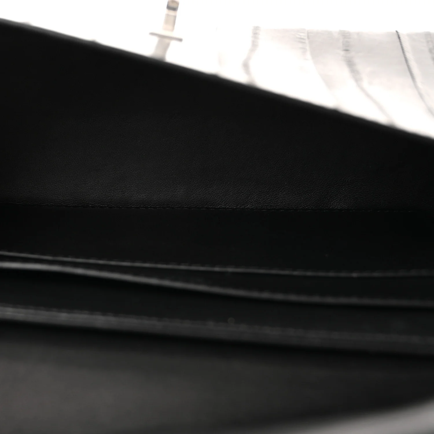 Eel Medium Geometric Prisma Shoulder Bag Black - Image 9