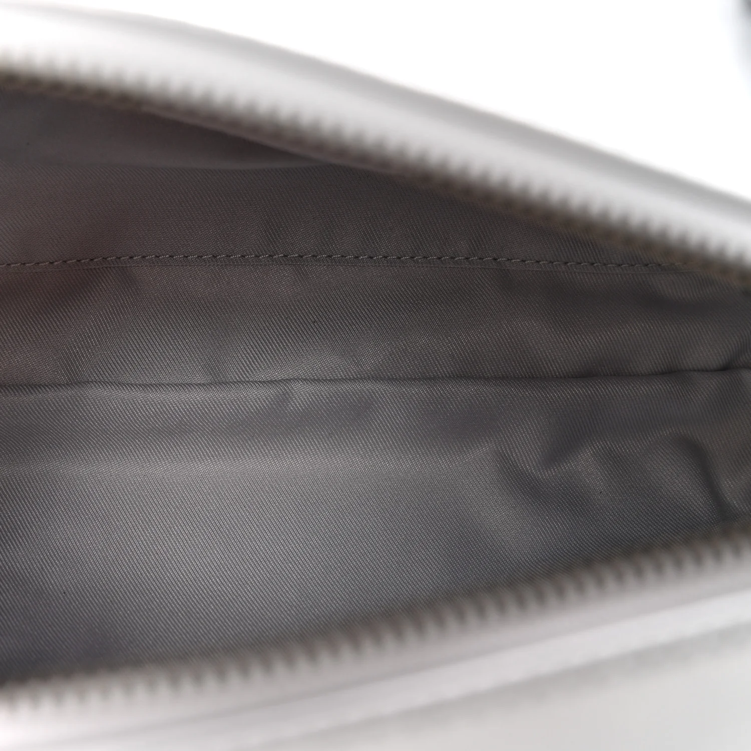 Vegan Leather Medium Duffle Silver - Image 5