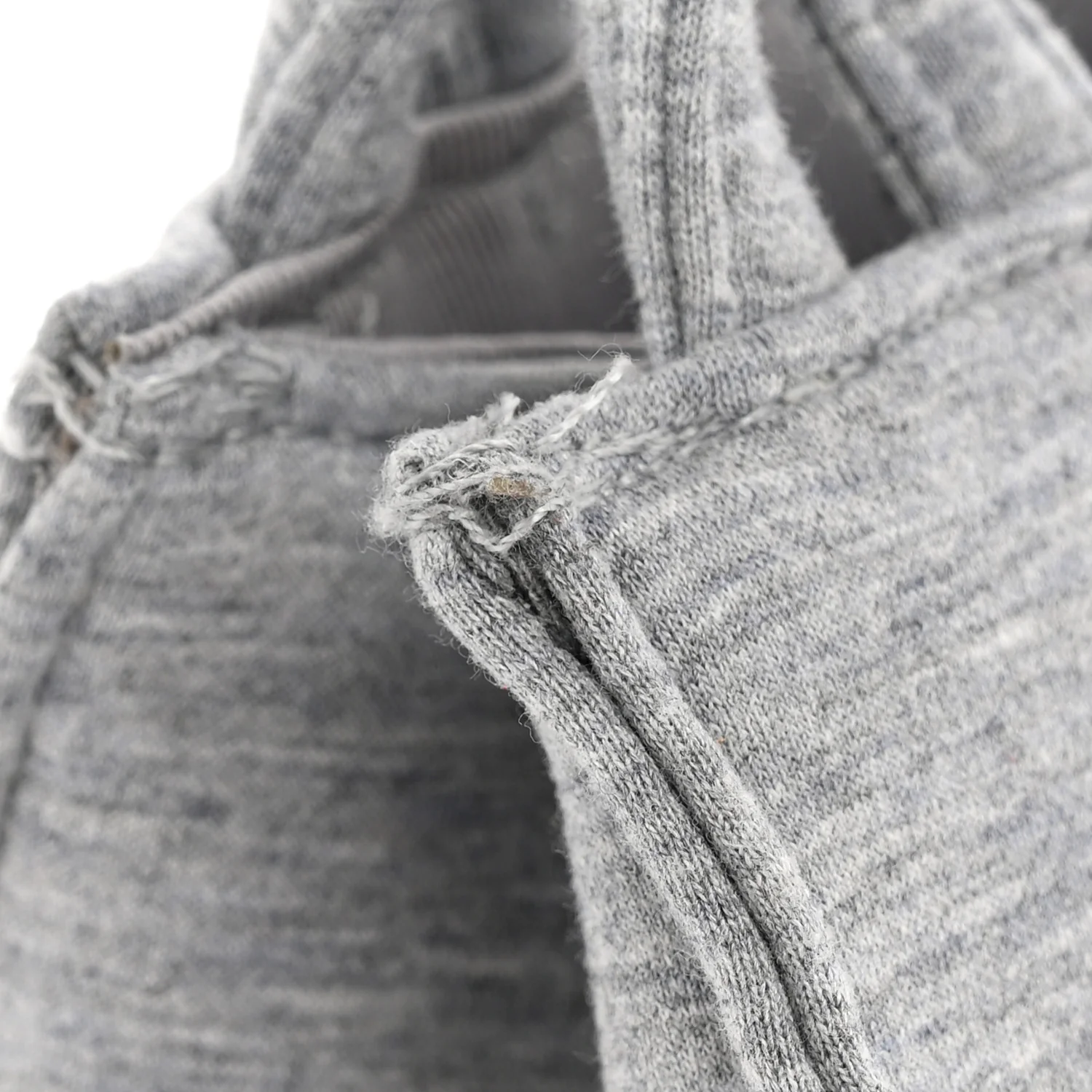 X UGG Fleece Small Shopping Bag Heather Grey - Image 36