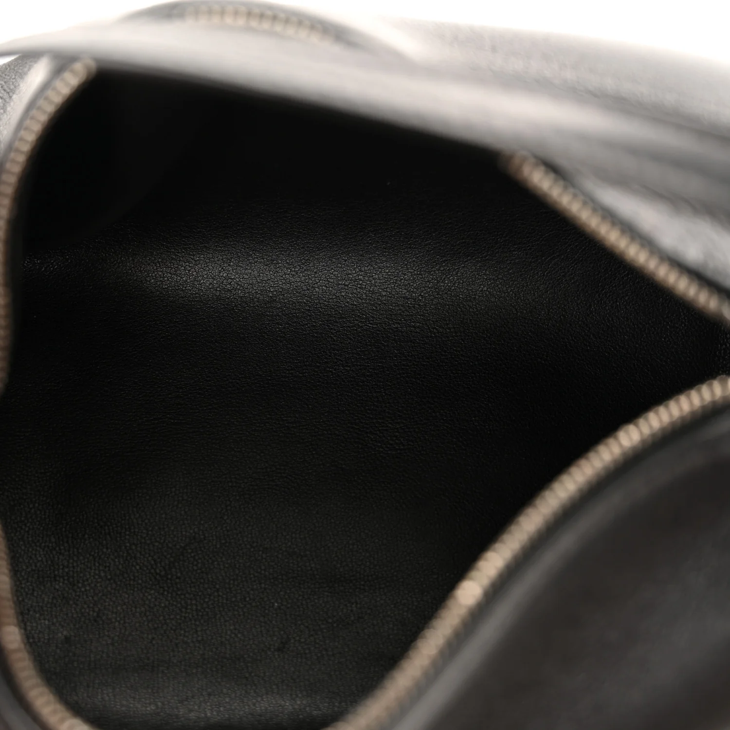 Nappa Round 90's Bag Black - Image 5