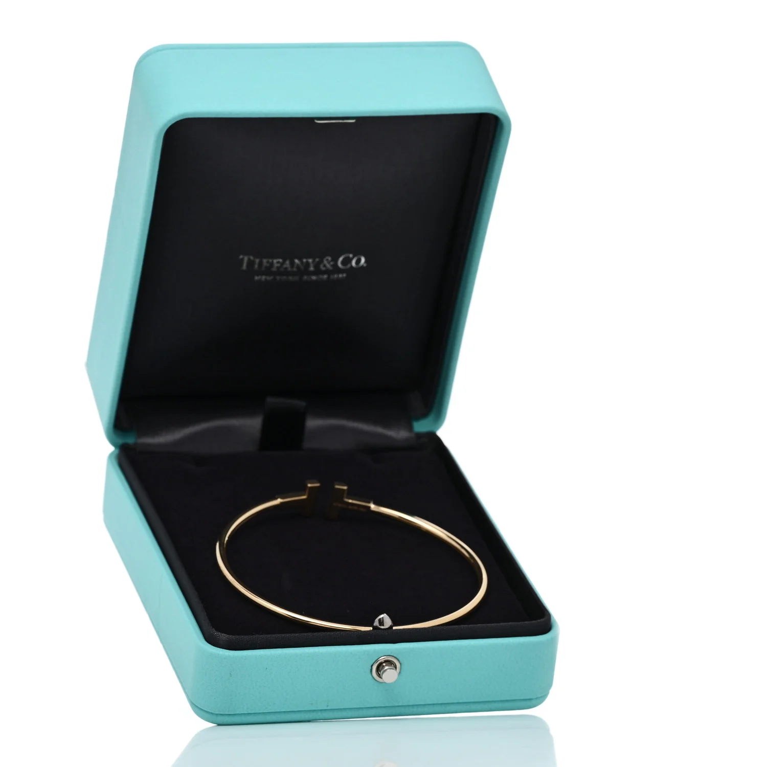 18K Yellow Gold T Wire Bracelet - Image 4