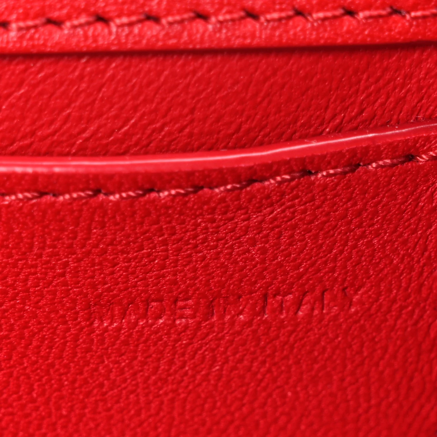 Calfskin Enamel Vlogo Small Loco Shoulder Bag Rouge Pur - Image 7