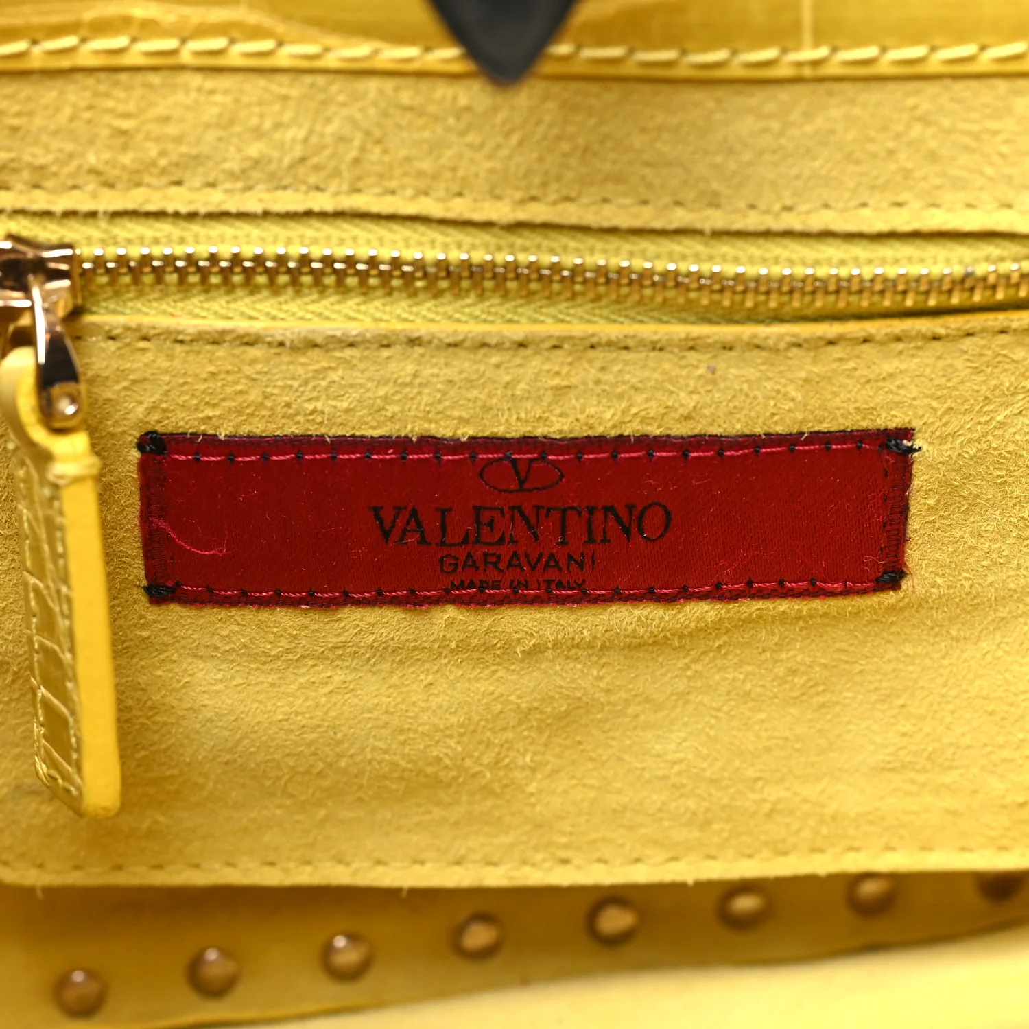 Crocodile Small Rockstud Tote Jonquill - Image 6