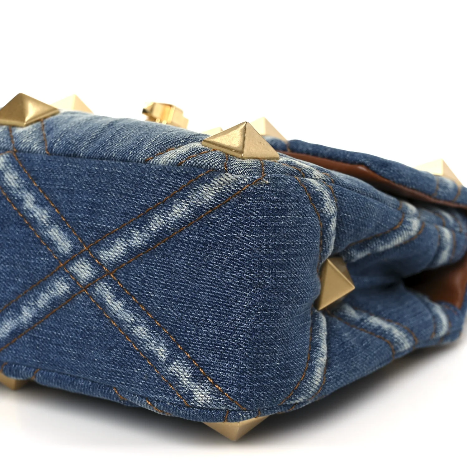 Denim Medium Roman Stud Shoulder Bag Light Denim Selleria - Image 10