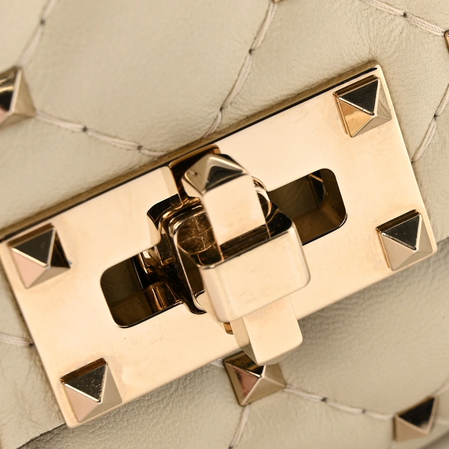 Lambskin Rockstud Spike Belt Bag 85 Ivory - Image 13