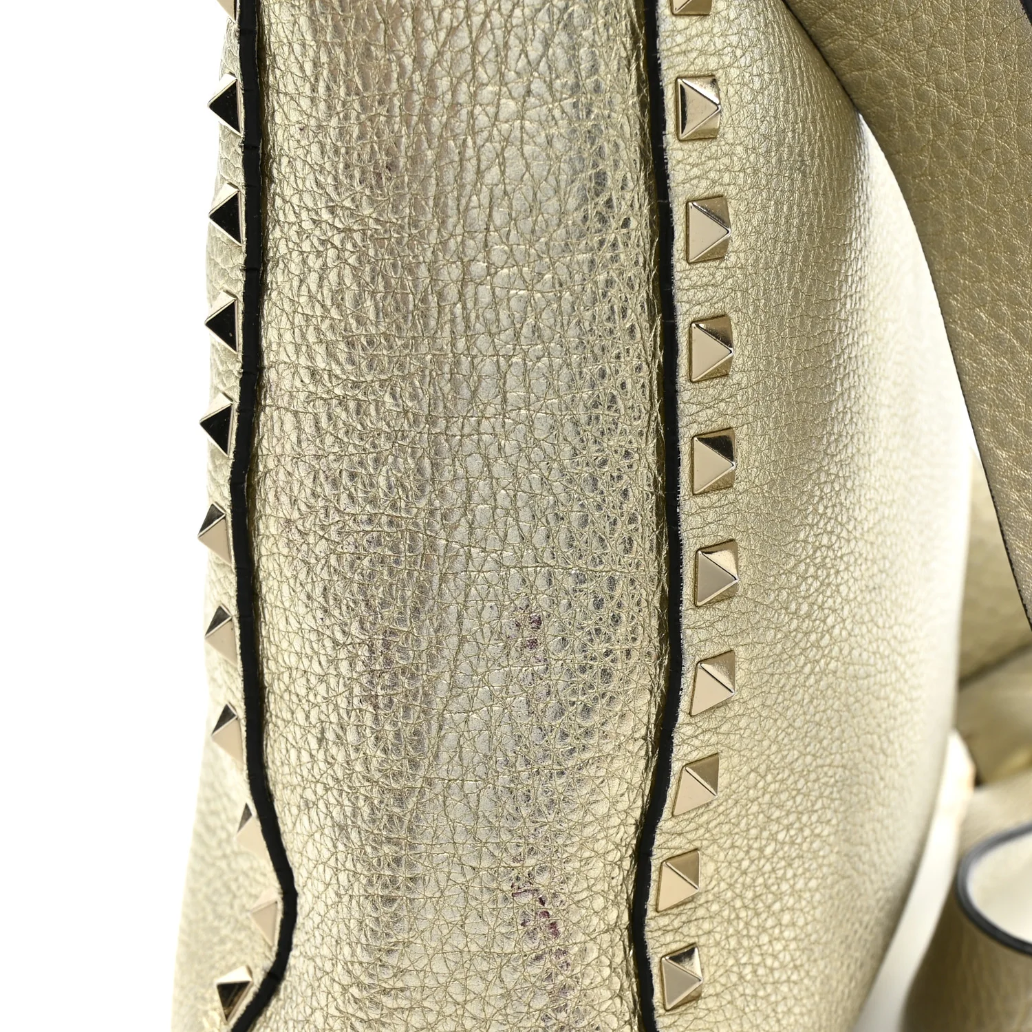 Metallic Pebbled Calfskin Small Rockstud Flip-Lock Messenger Bag Platino - Image 13